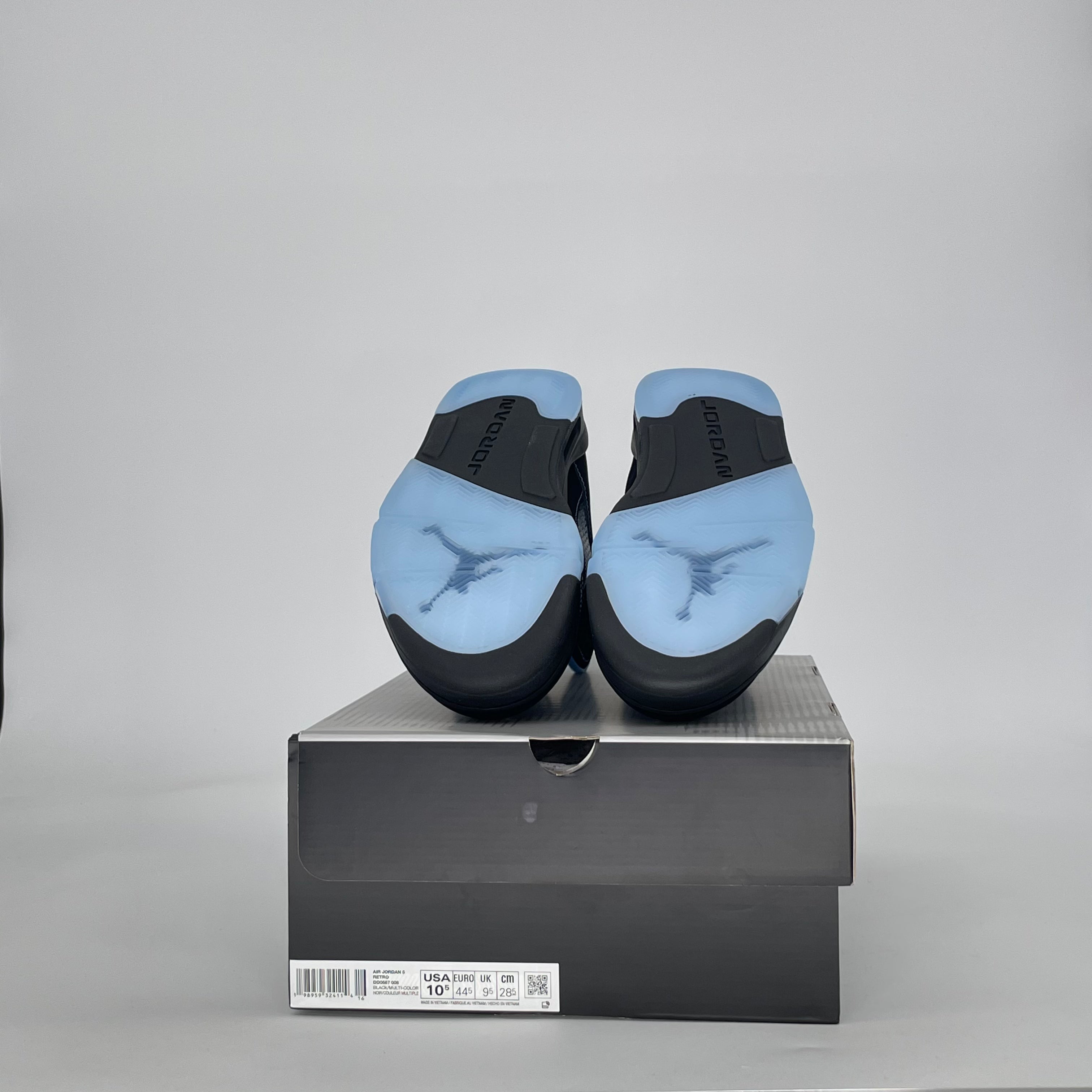 AIR JORDAN 5 BLACK UNIVERSITY BLUE DD0587-008 SIZE 10.5/12W