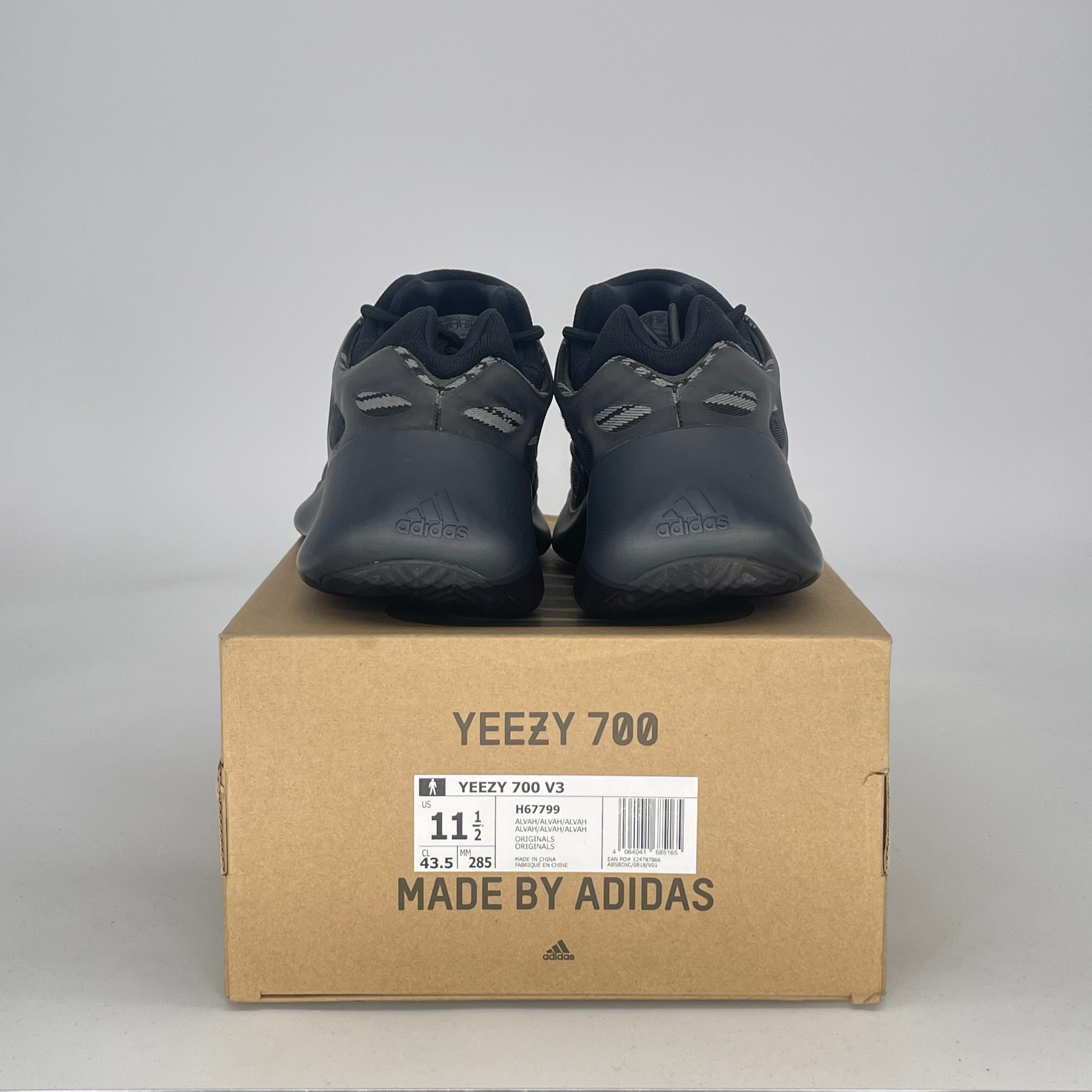 ADIDAS YEEZY 700 V3 ALVAH H67799 SIZE 11.5/13W