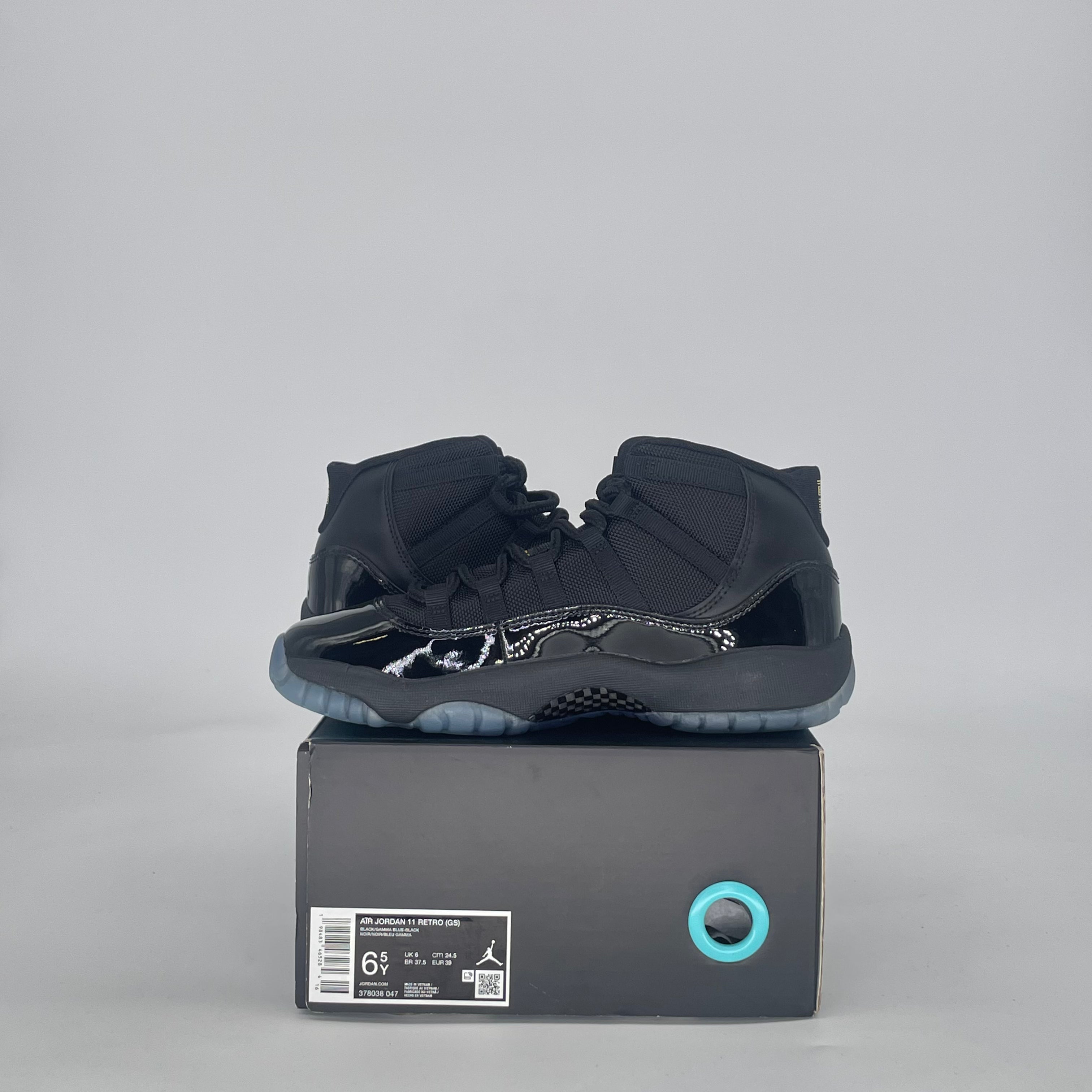 AIR JORDAN 11 GAMMA BLUE 378038-047 SIZE 6.5/8W GS