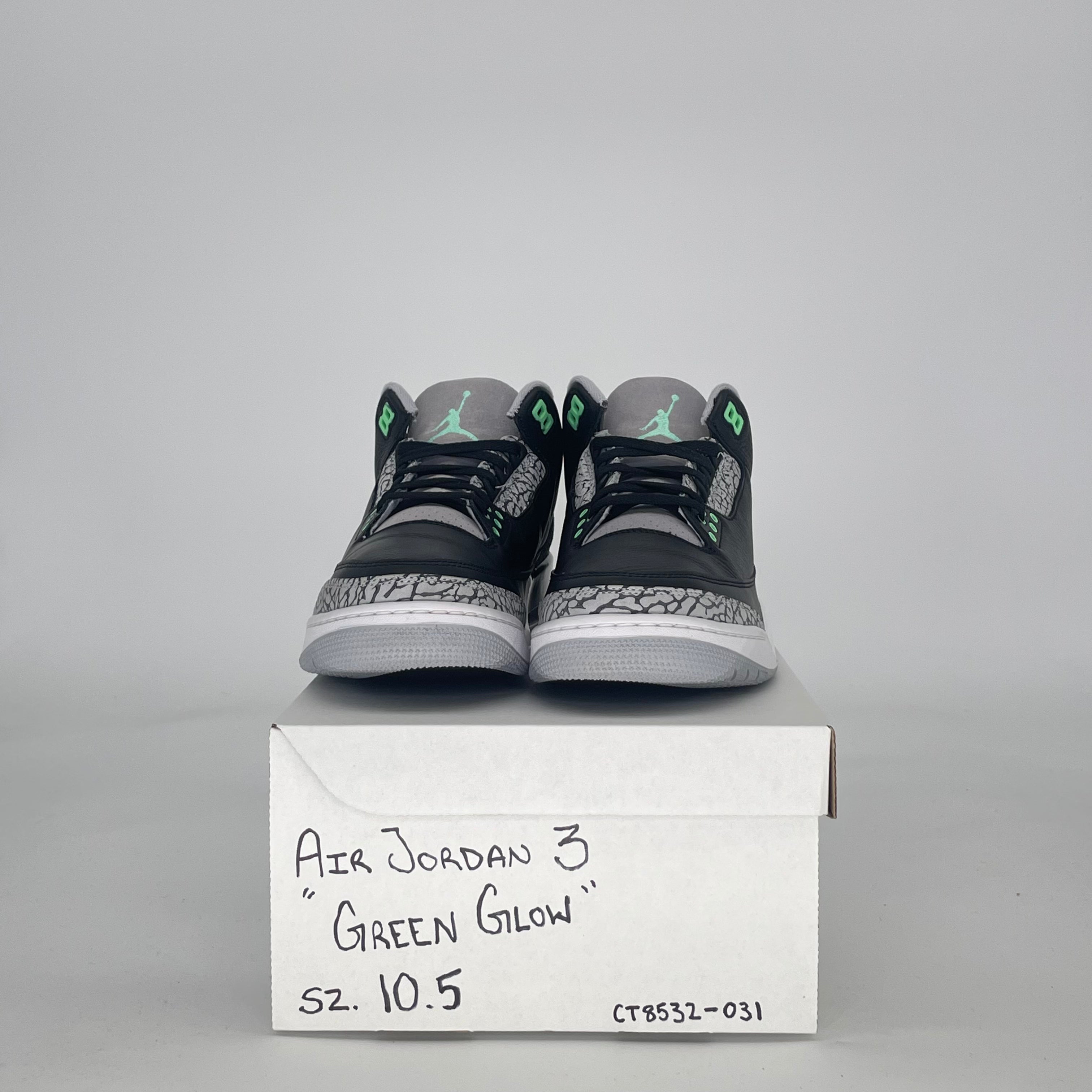 AIR JORDAN 3 GREEN GLOW CT8532-031 SIZE 10.5/12W
