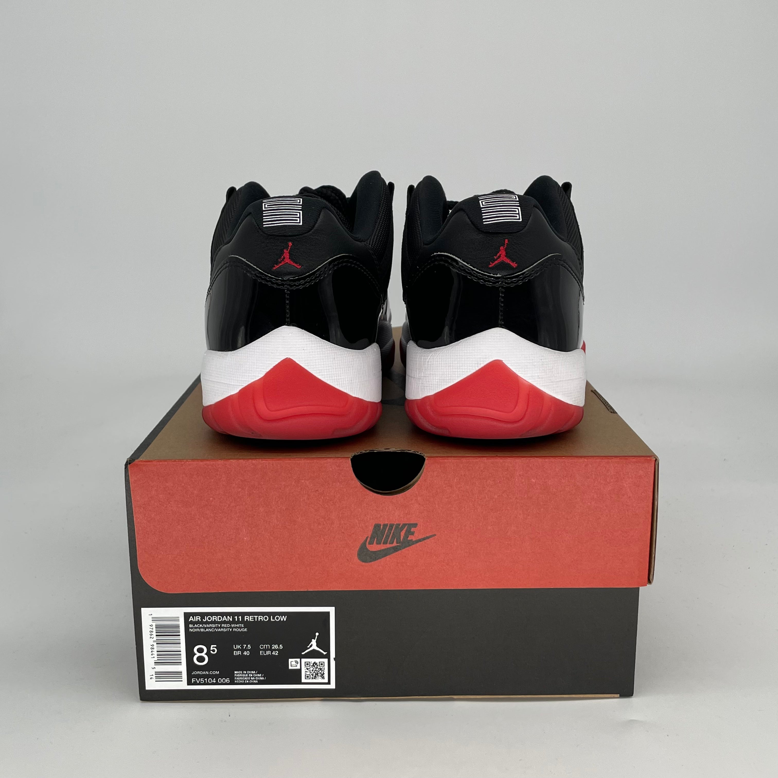 AIR JORDAN 11 LOW BRED FV5104-006 SIZE 8.5/10W