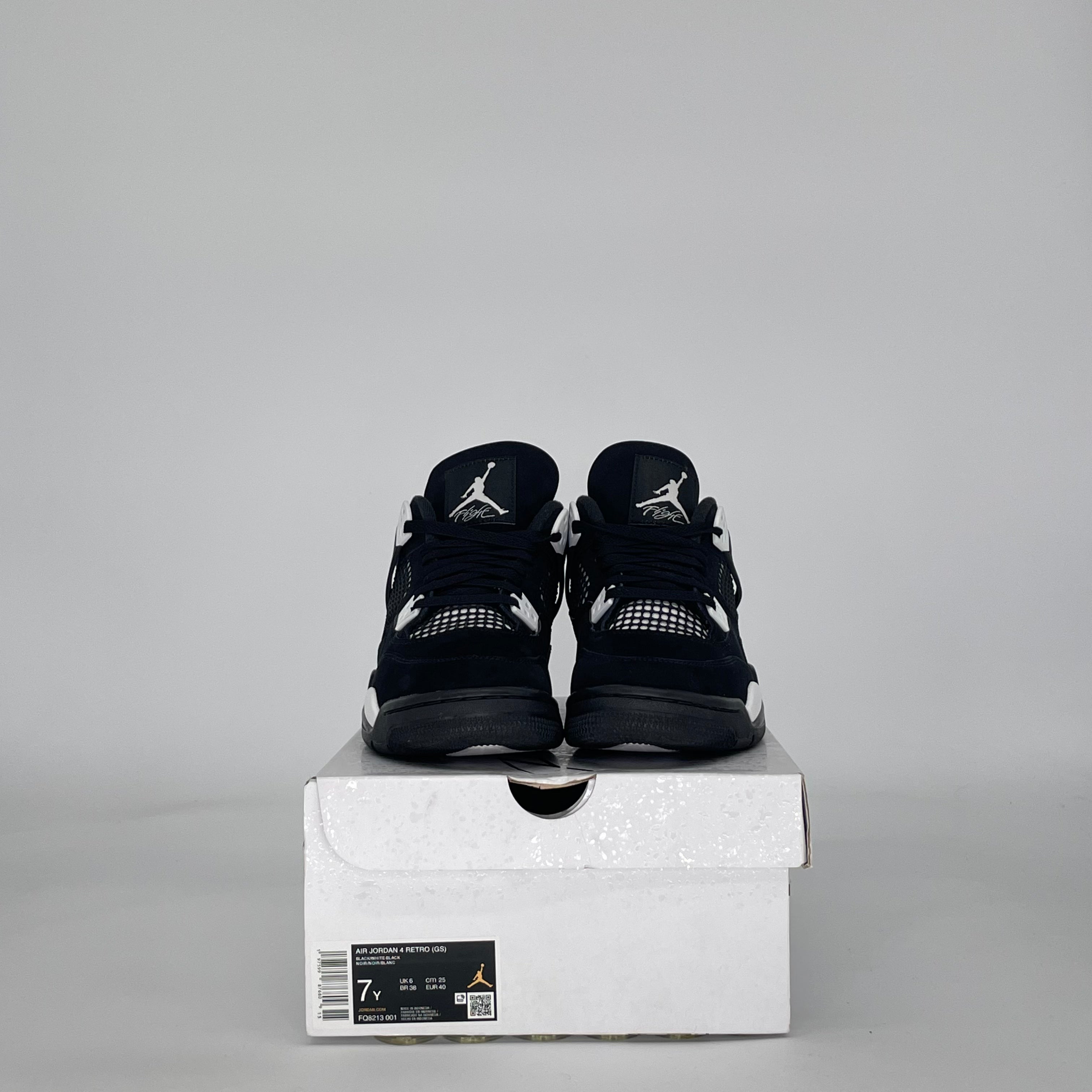 AIR JORDAN 4 WHITE THUNDER FQ8213-001 SIZE 7/8.5W GS