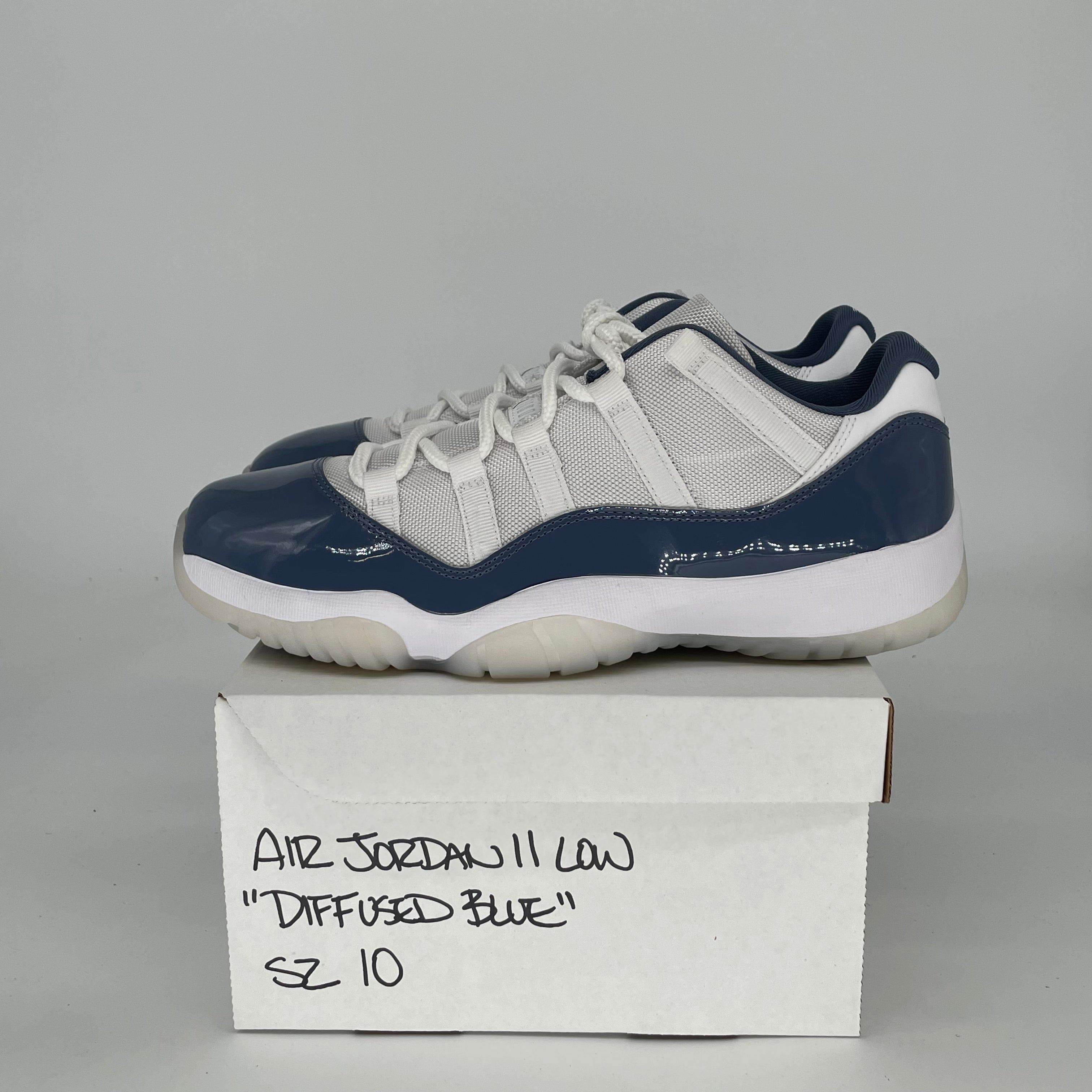 AIR JORDAN 11 LOW DIFFUSED BLUE FV5104-104 SIZE 10/11.5W