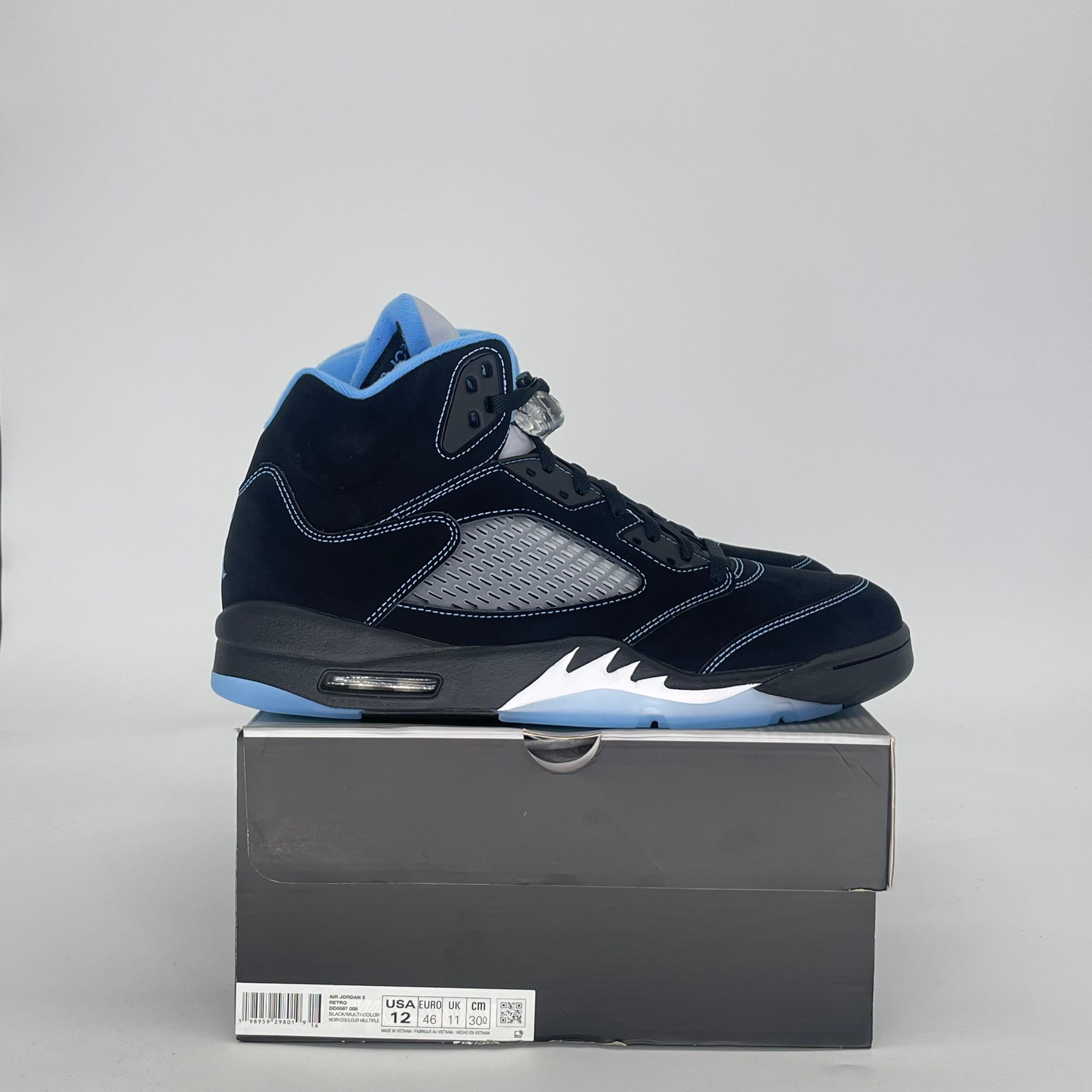 AIR JORDAN 5 BLACK UNIVERSITY BLUE DD0587-008 SIZE 12/13.5W