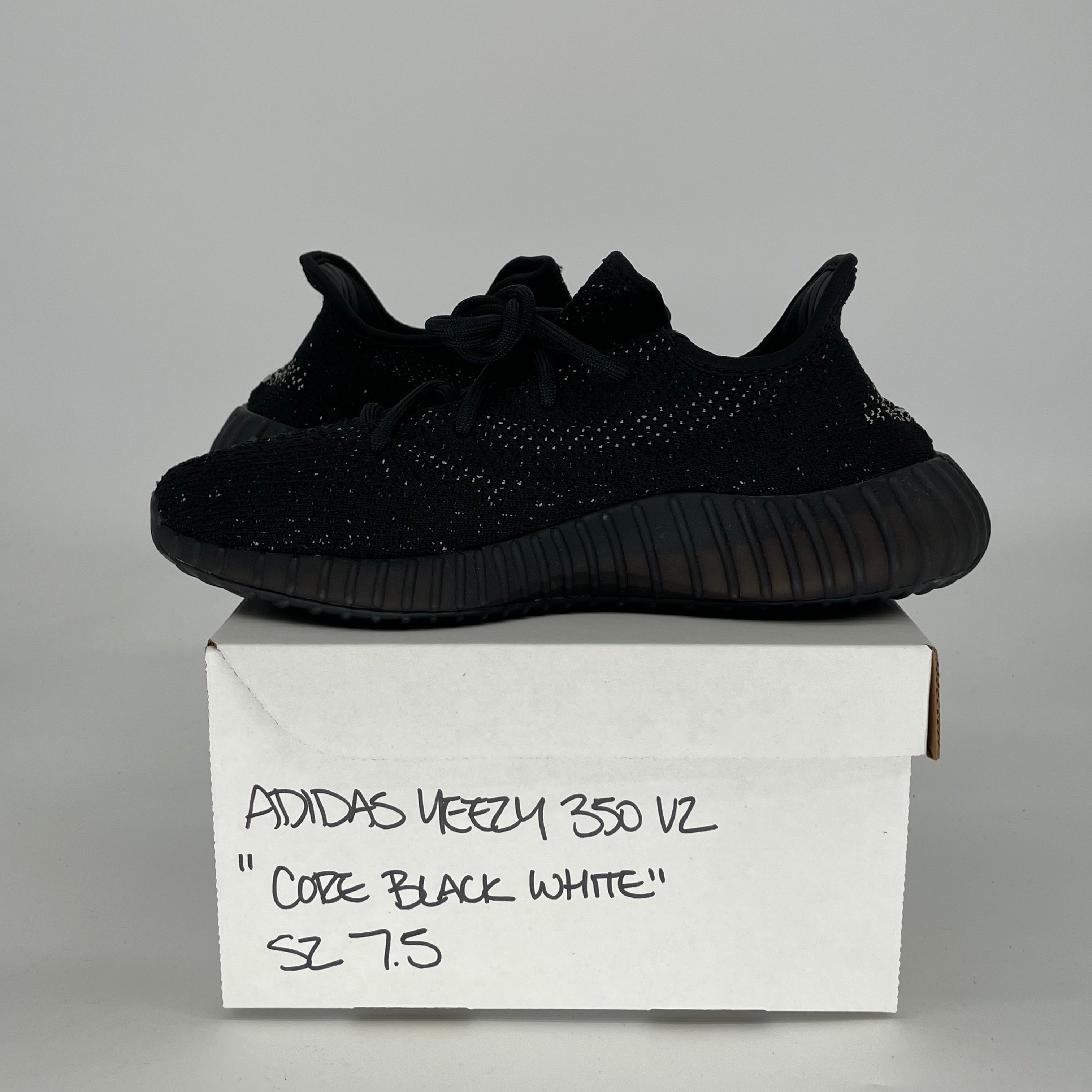 ADIDAS YEEZY 350 V2 CORE BLACK WHITE BY1604 SIZE 7.5/9W