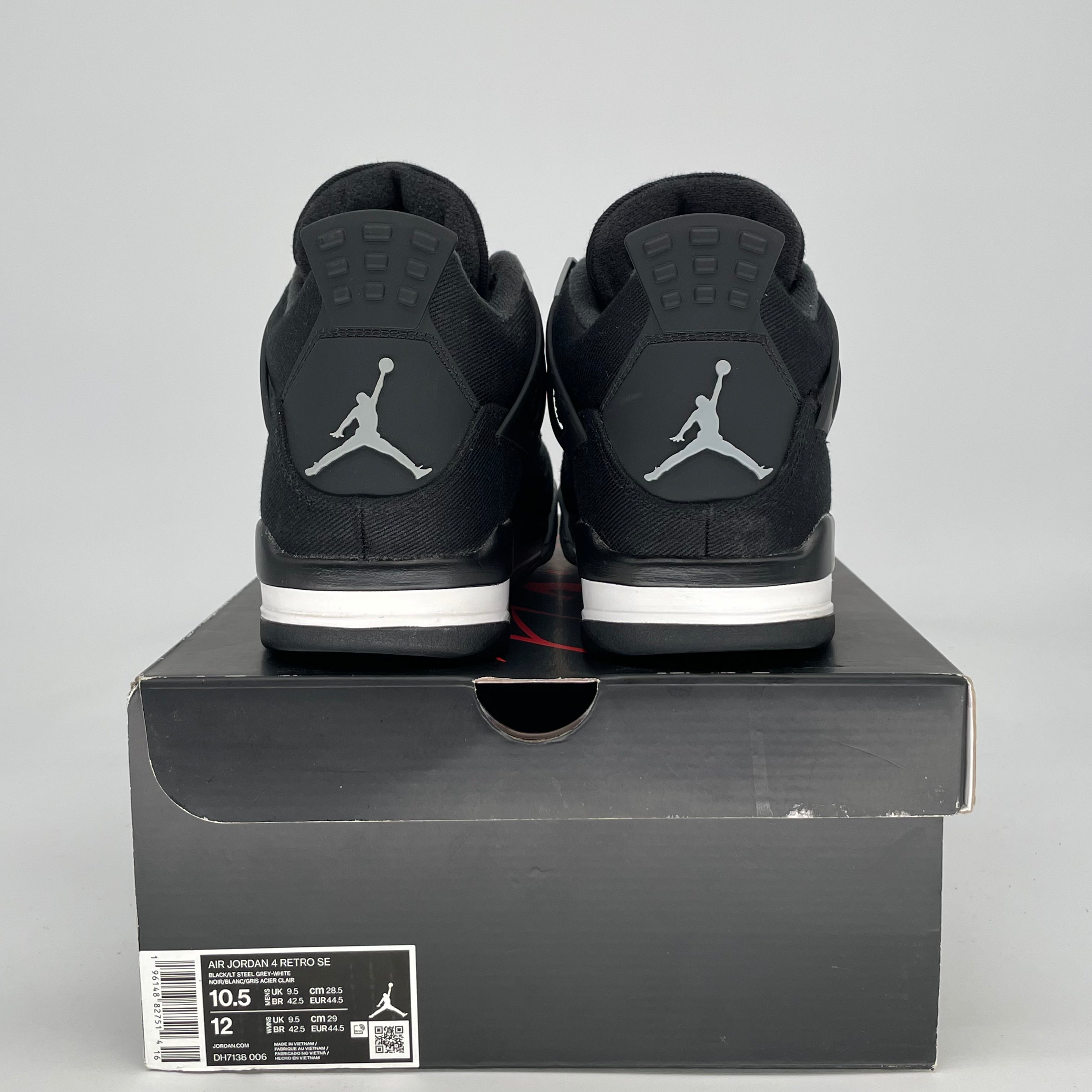 AIR JORDAN 4 BLACK CANVAS DH7138-006 SIZE 10.5/12W