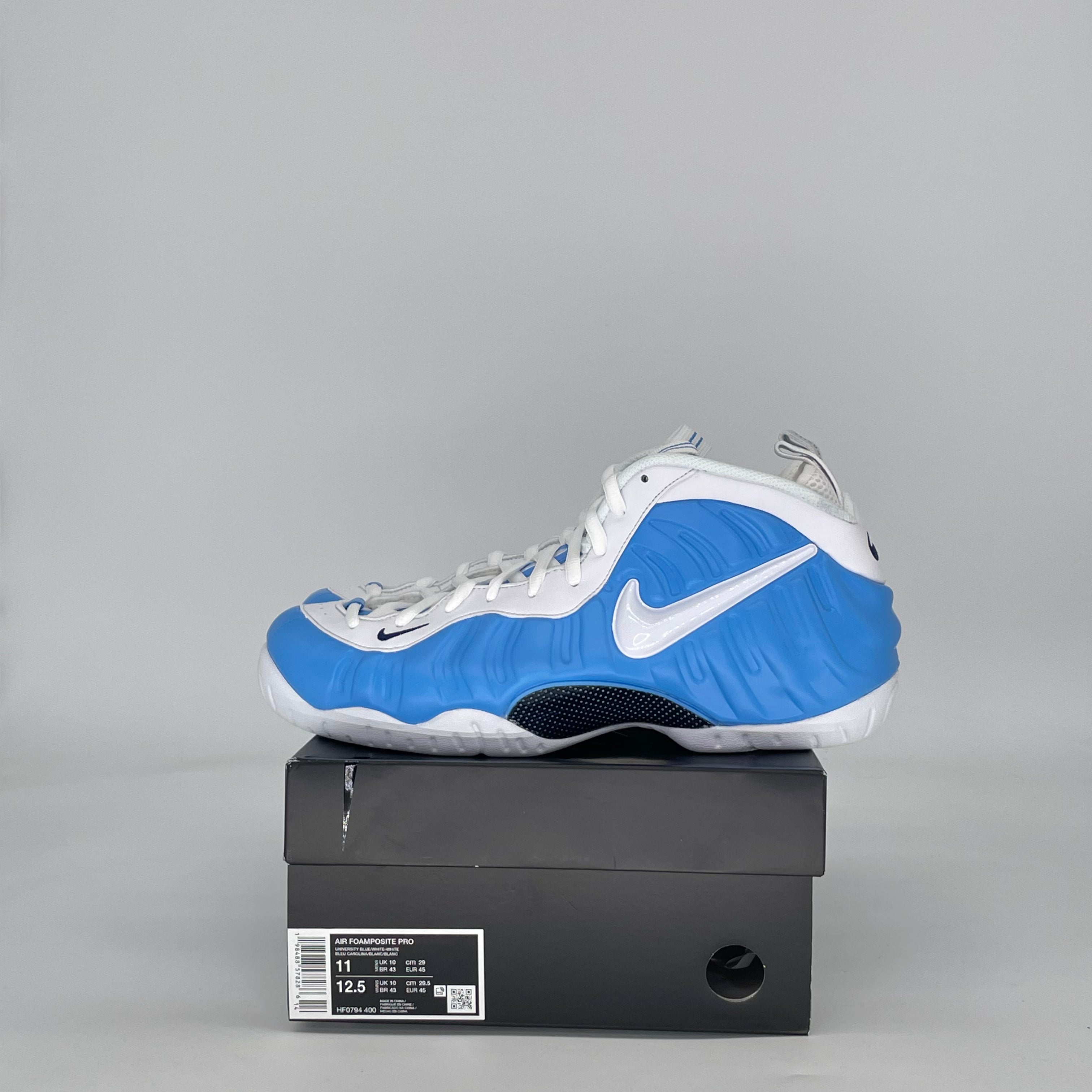 NIKE AIR FOAMPOSITE PRO UNIVERSITY BLUE HF0794-400 SIZE 11/12.5W