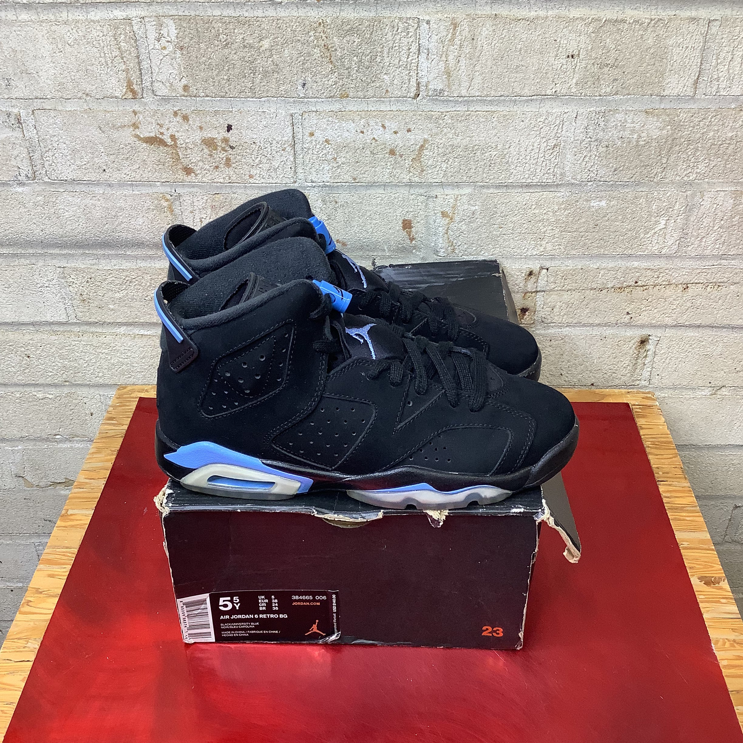 AIR JORDAN 6 UNC BLACK SIZE 5.5/7W 384665-006