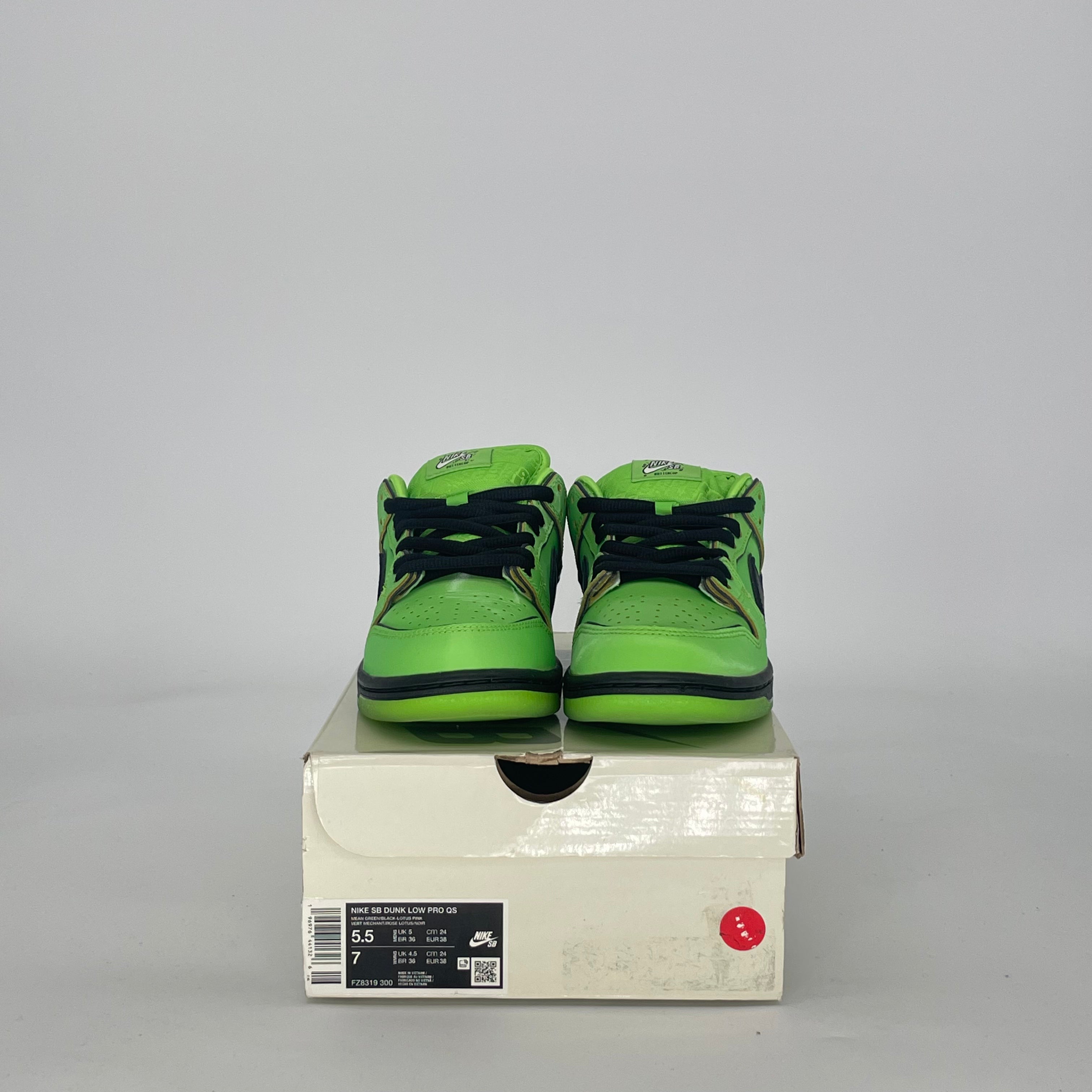 NIKE SB DUNK LOW THE POWERPUFF GIRLS BUTTERCUP FZ8319-300 SIZE 7/8.5W GS