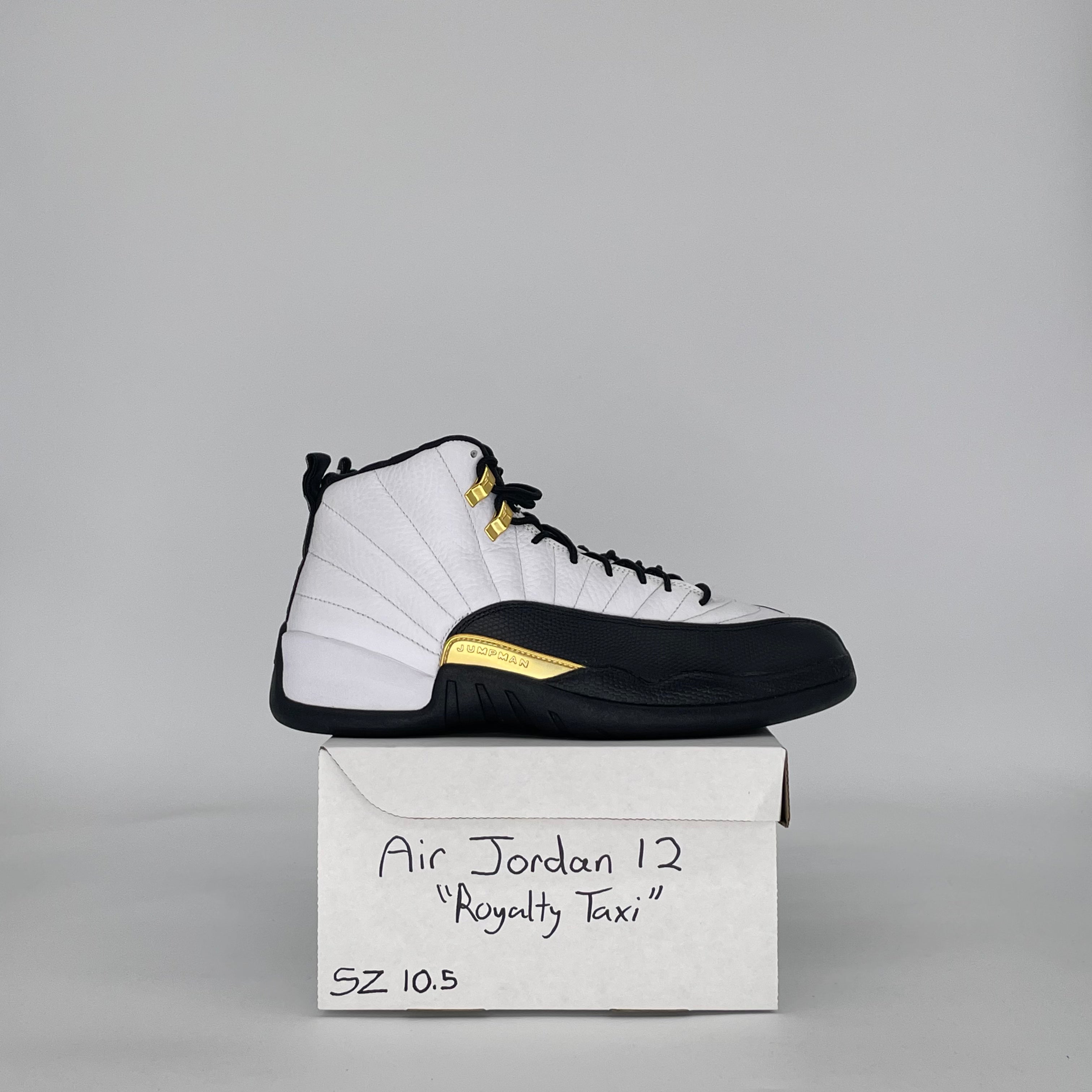 AIR JORDAN 12 ROYALTY TAXI CT8013-170 SIZE 10.5/12W