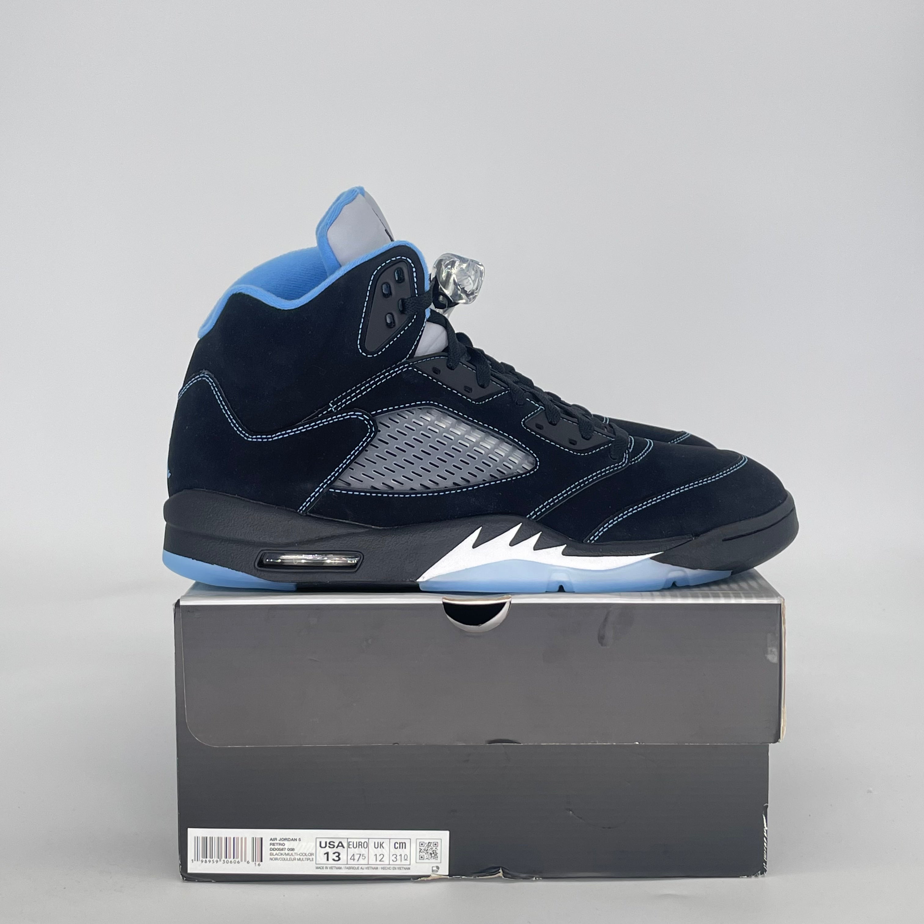 AIR JORDAN 5 BLACK UNIVERSITY BLUE DD0587-008 SIZE 13/14.5W
