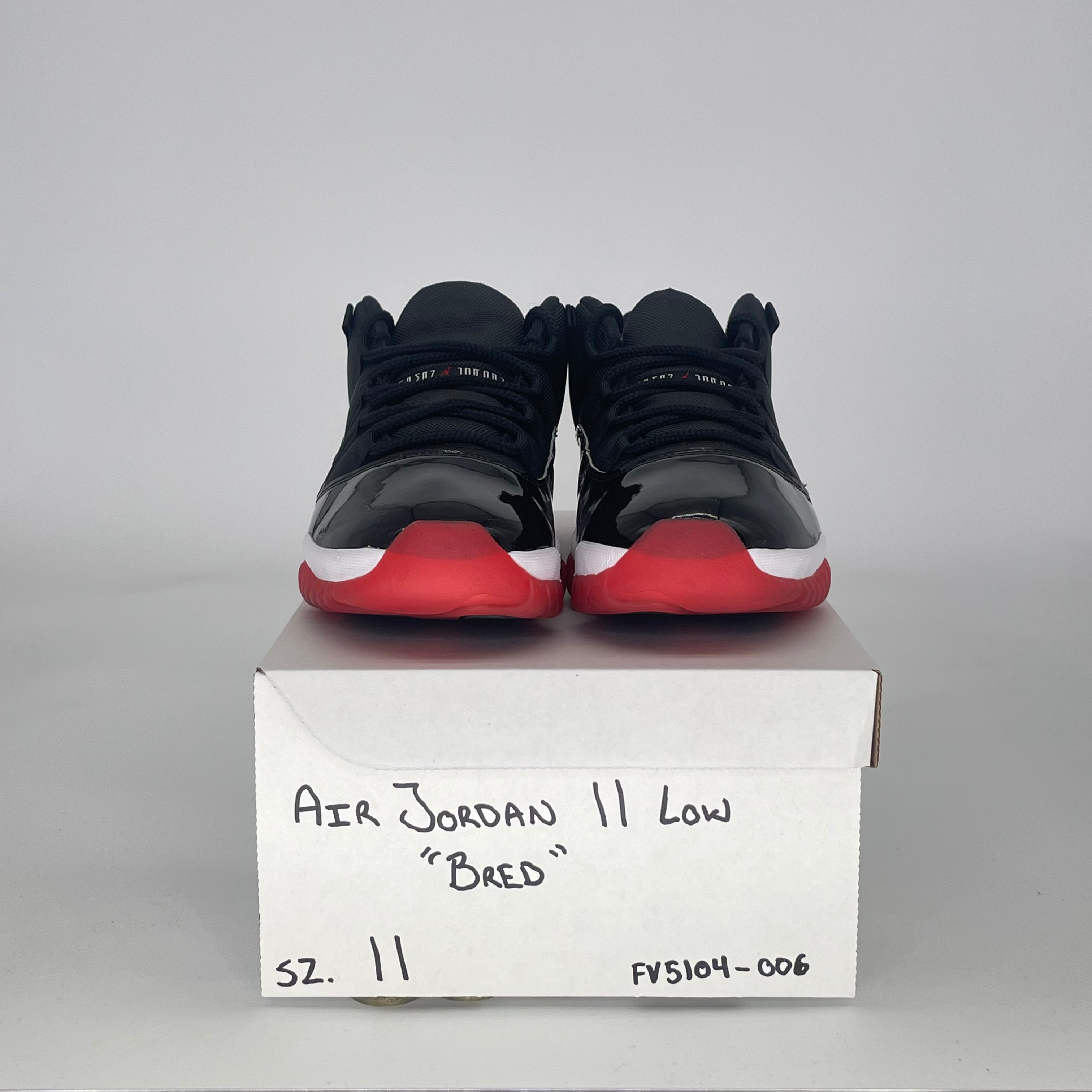 AIR JORDAN 11 LOW BRED FV5104-006 SIZE 11/12.5W
