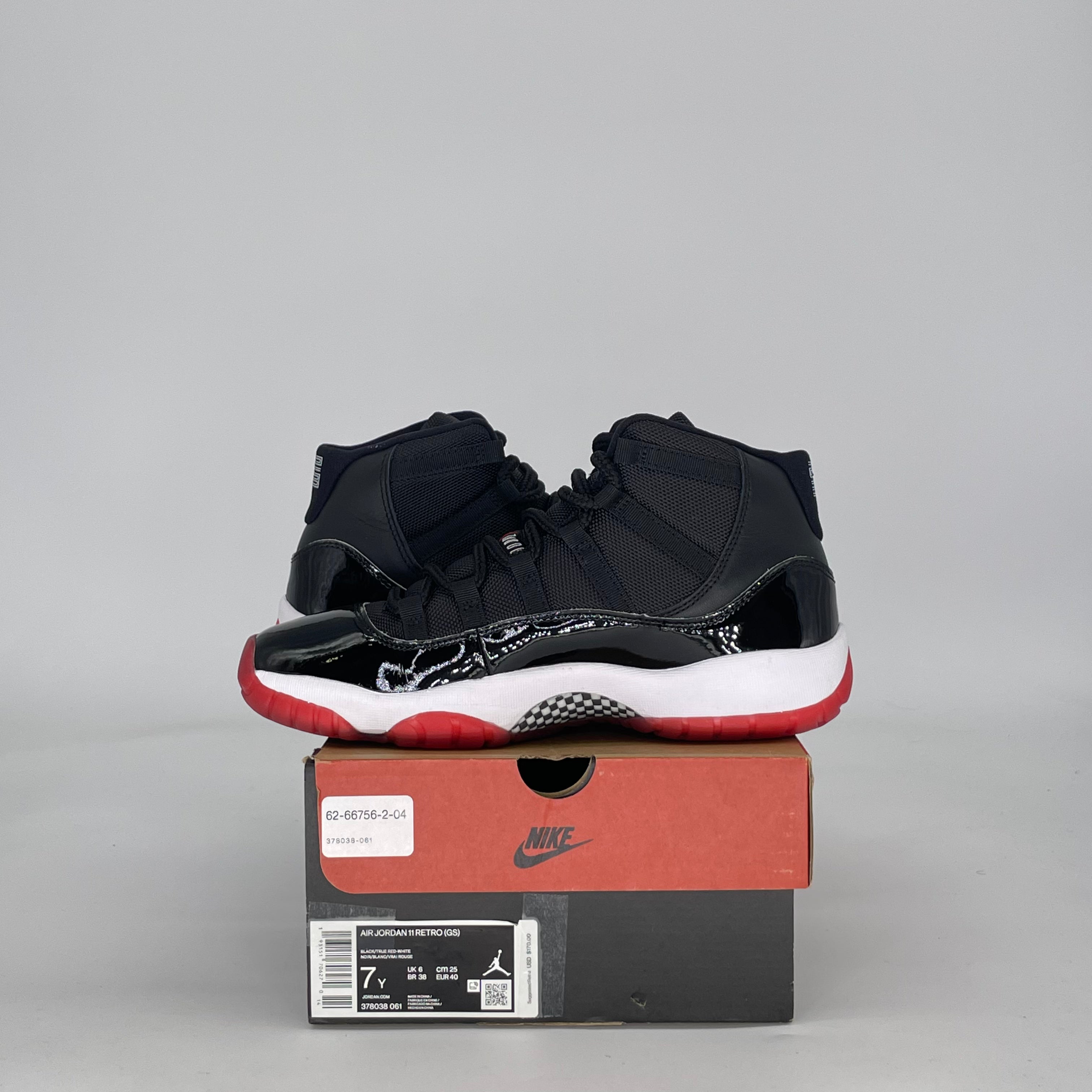 AIR JORDAN 11 PLAYOFFS BRED (2019) 378038-061 SIZE 7/8.5W GS