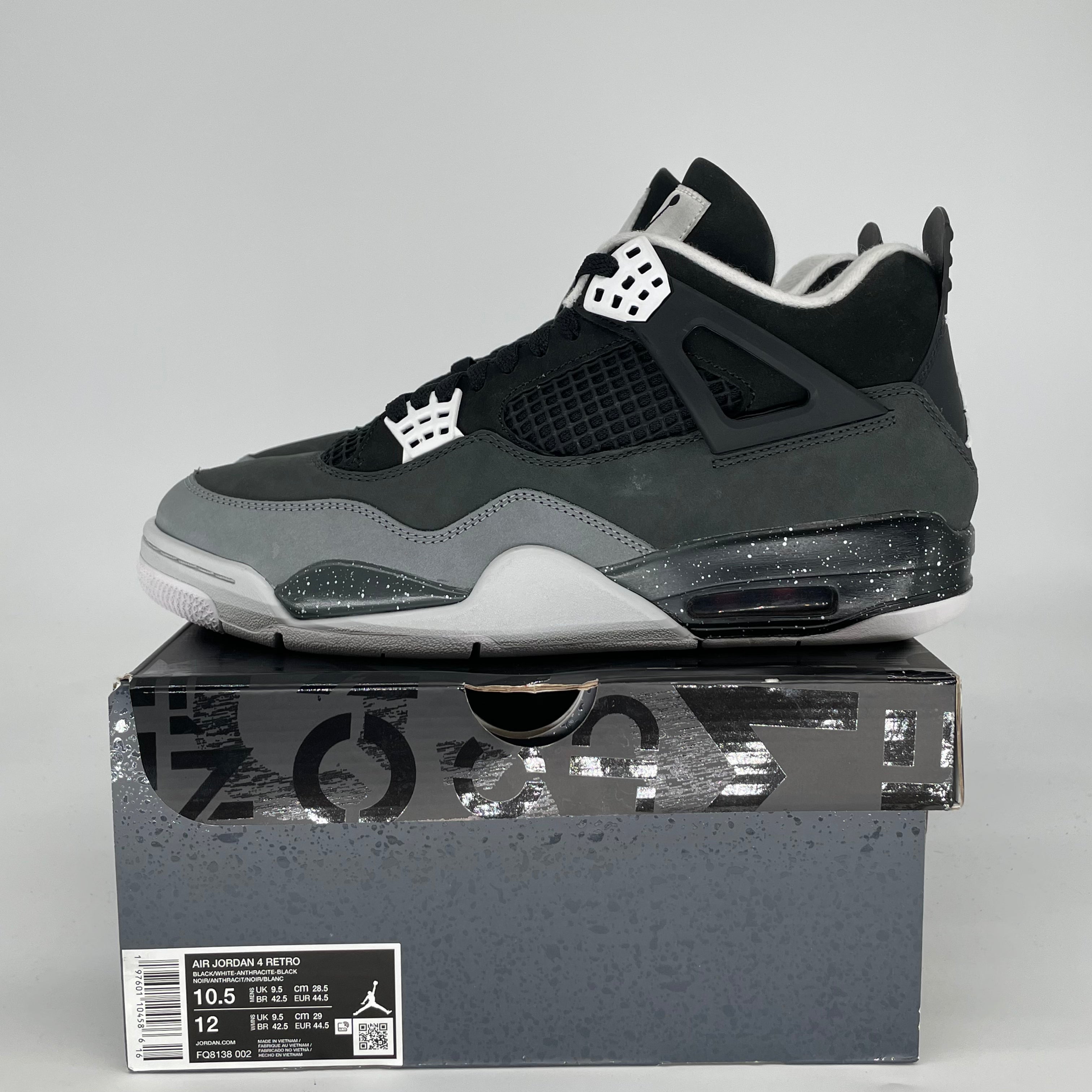 AIR JORDAN 4 FEAR FQ8138-002 SIZE 10.5/12W