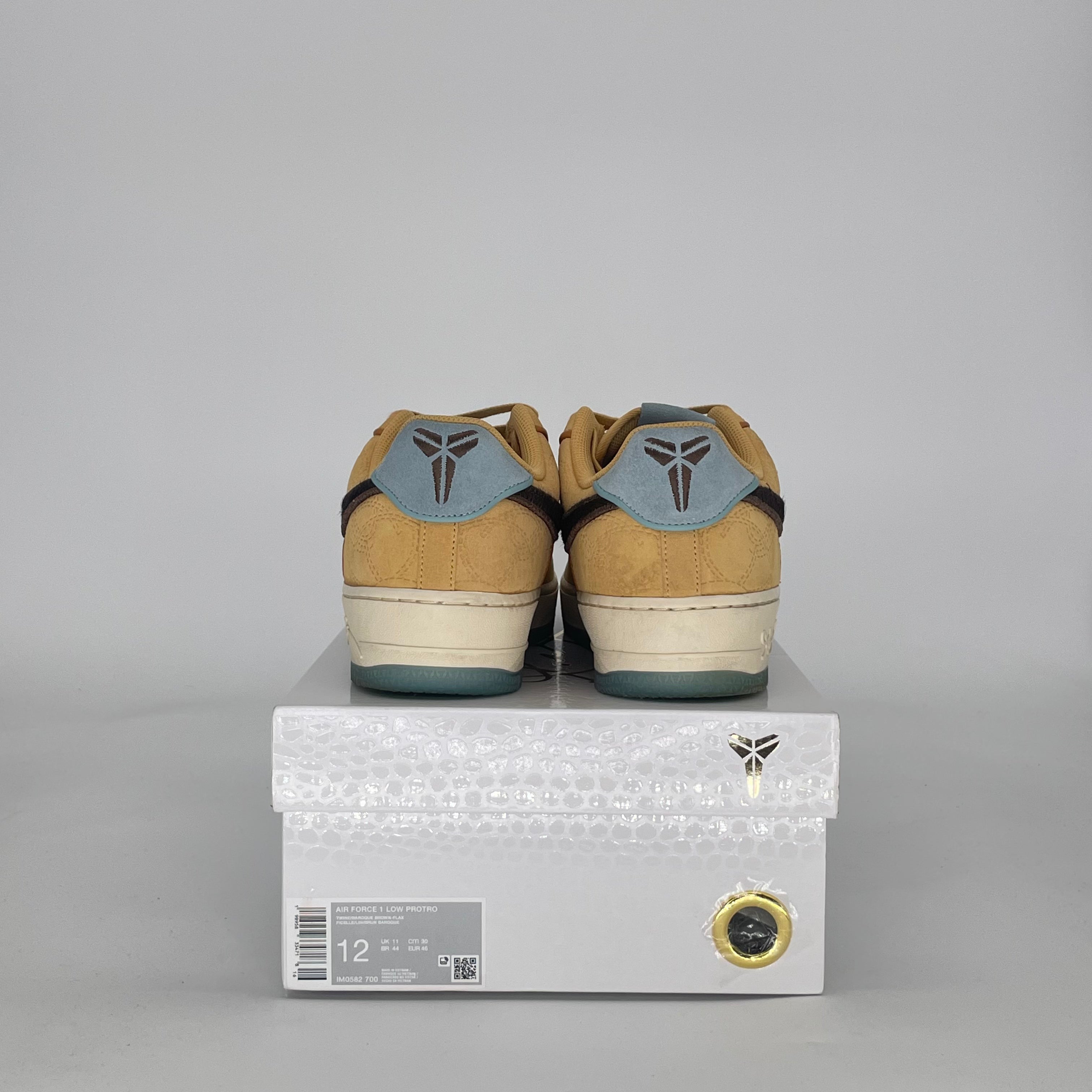 NIKE AIR FORCE 1 LOW PROTRO KOBE BRYANT SIEMPRE HERMANOS IM0582-700 SIZE 12/13.5W
