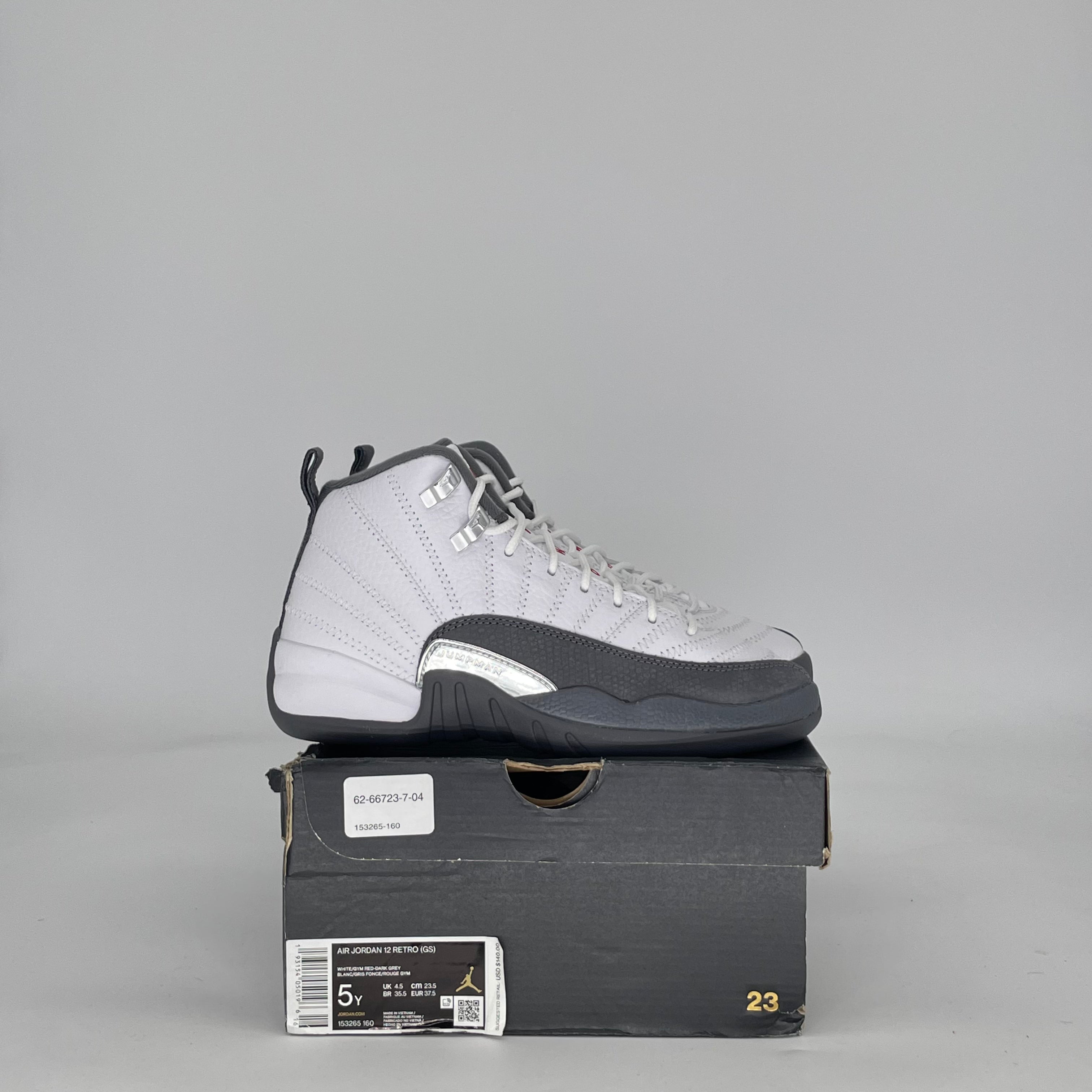 AIR JORDAN 12 WHITE DARK GREY 153265-160 SIZE 5/6.5W