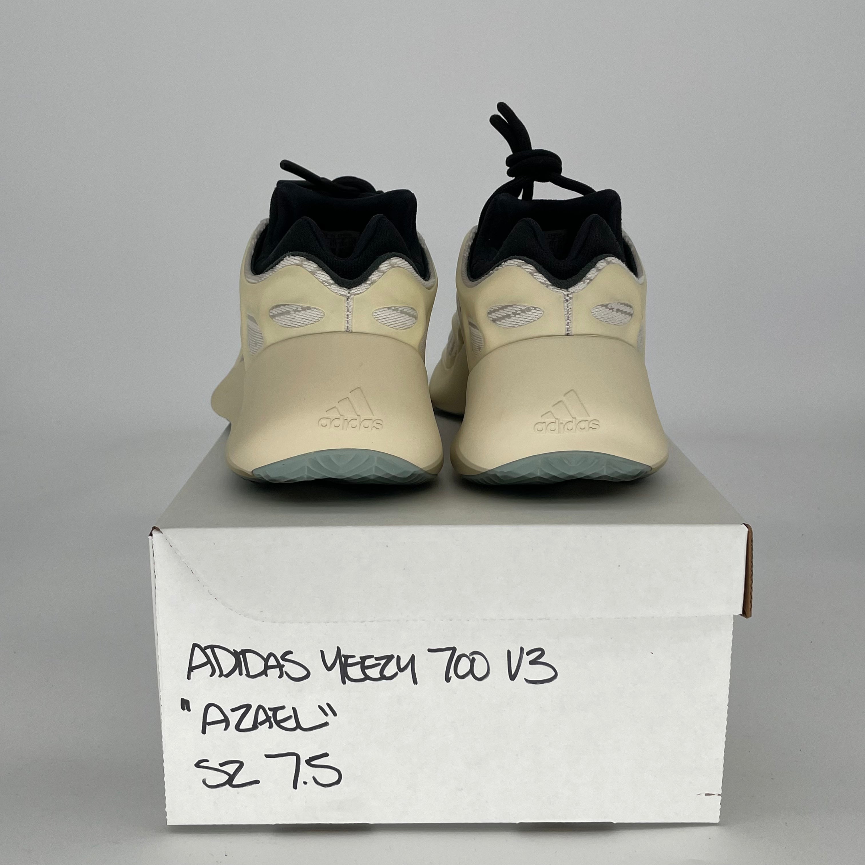 ADIDAS YEEZY 700 V3 AZAEL FW4980 SIZE 7.5/9W