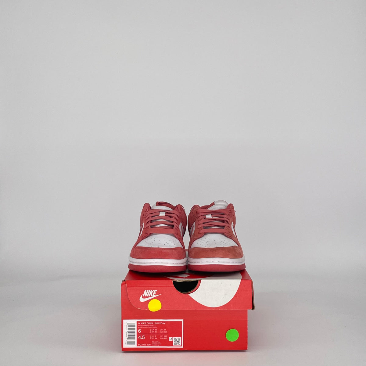 Nike Dunk Low Valentine's Day (2024) (Women's)