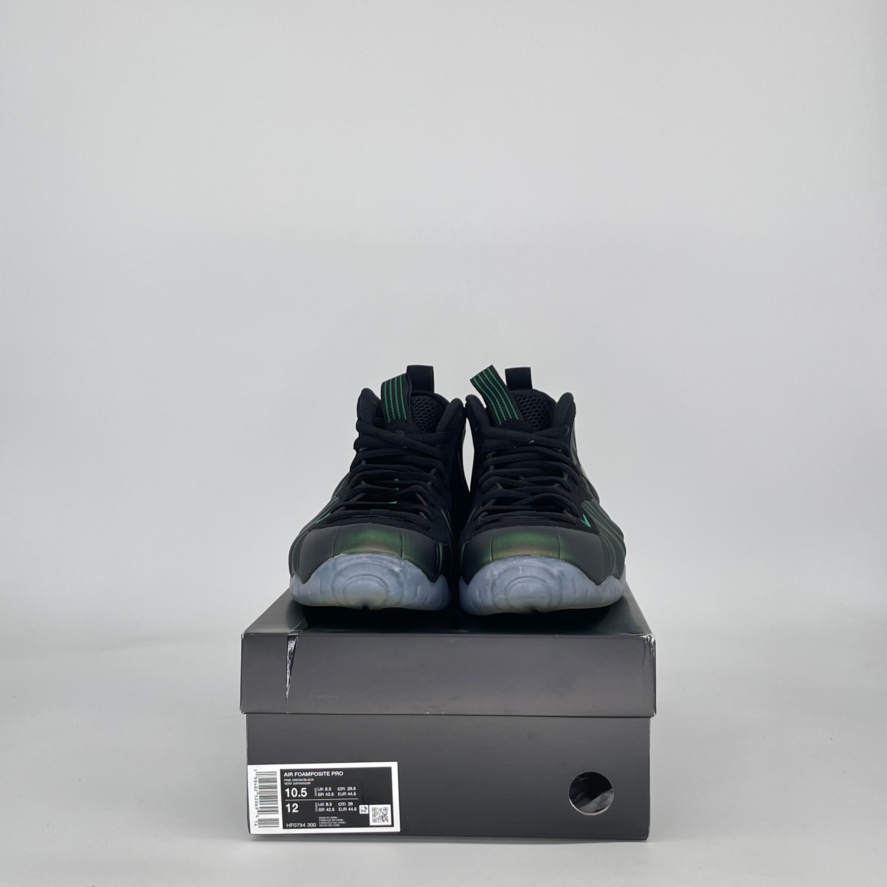 NIKE AIR FOAMPOSITE PRO PINE GREEN HF0794-300 SIZE 10.5/12W