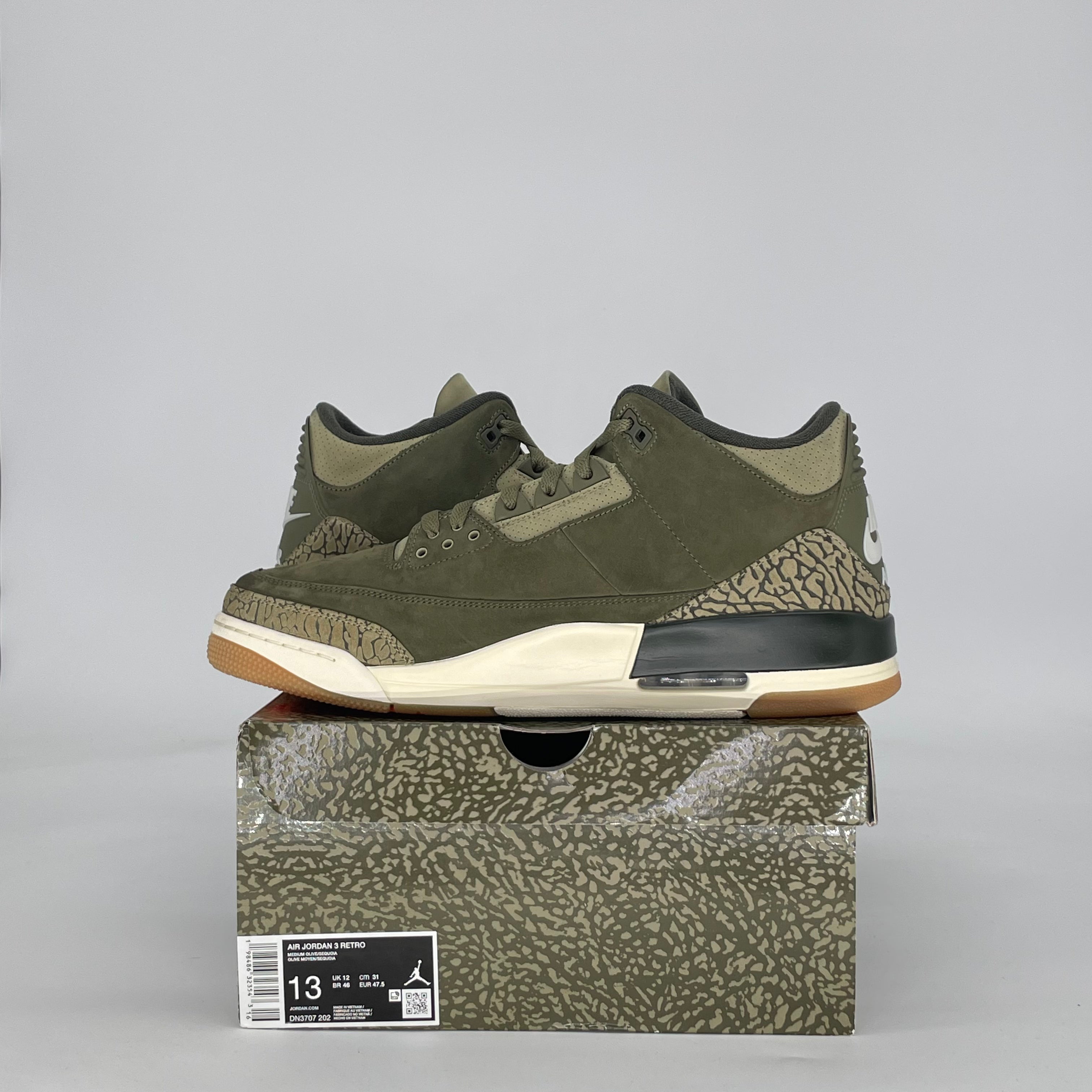 AIR JORDAN 3 FAMILY AFFAIR DN3707-202 SIZE 13/14.5W