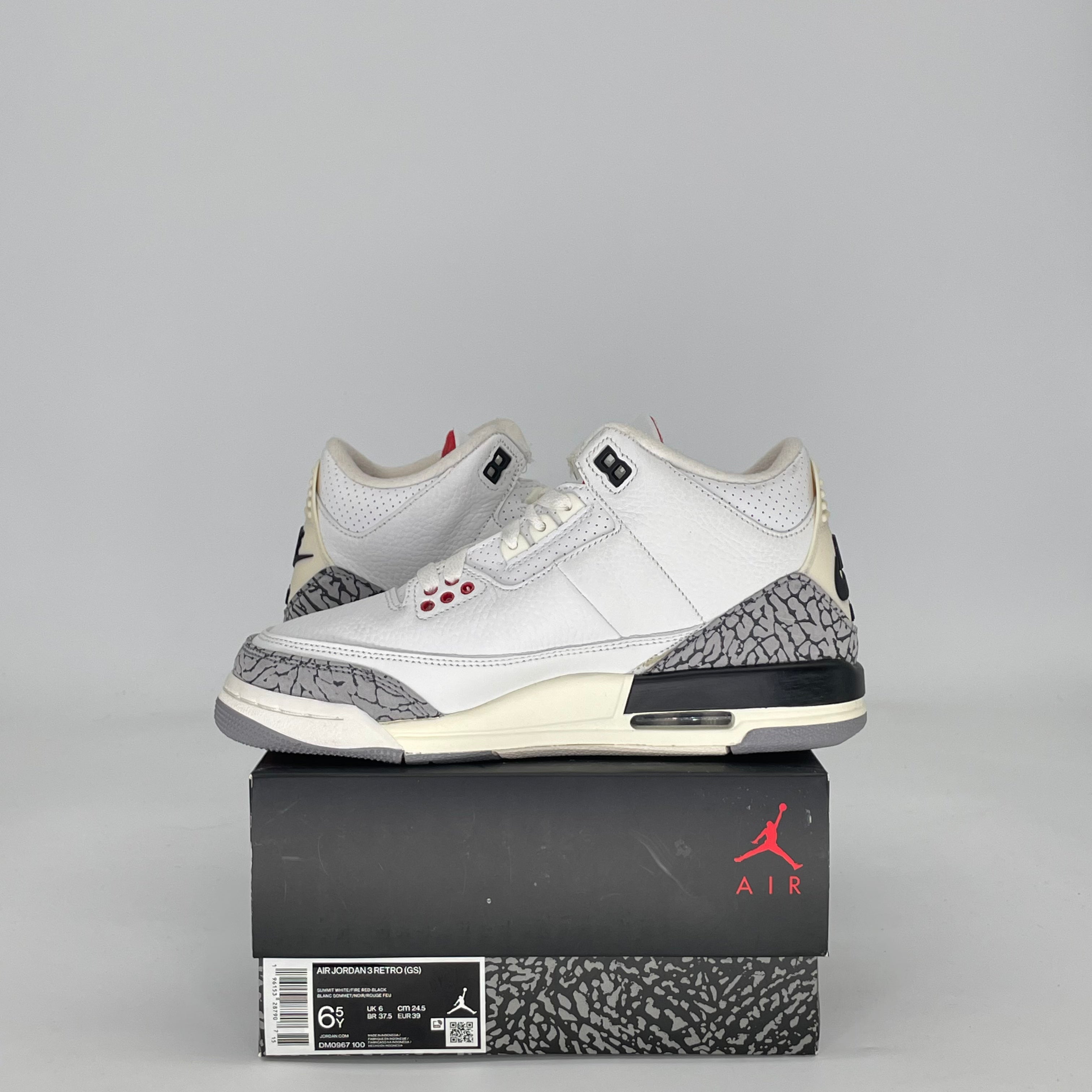 AIR JORDAN 3 WHITE CEMENT REIMAGINED DM0967-100 SIZE 6.5/8W GS