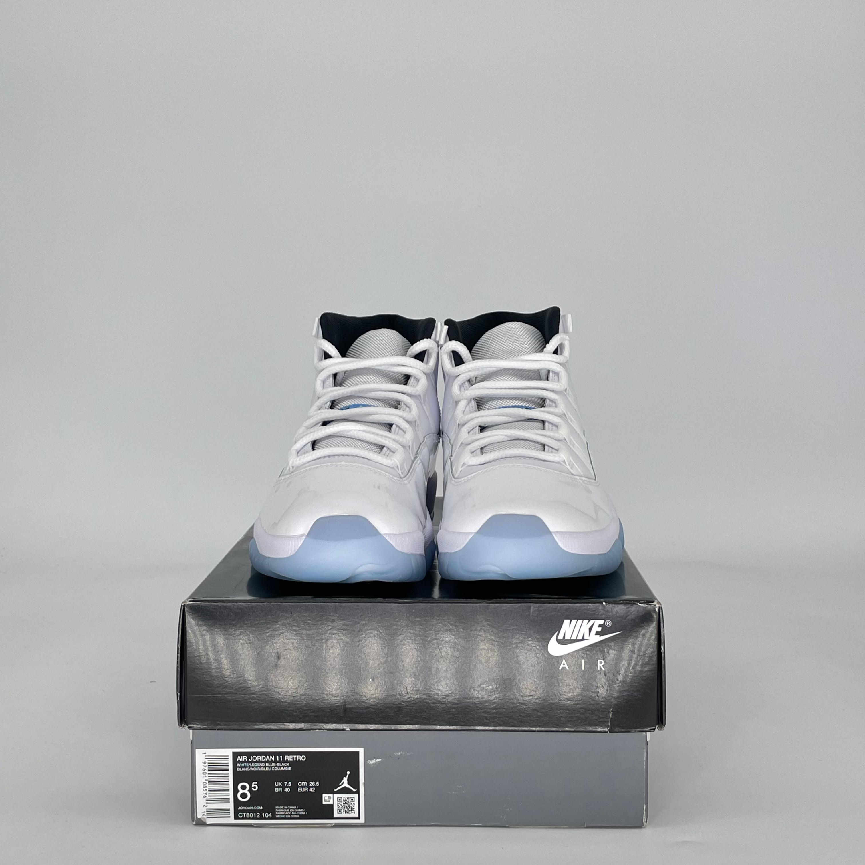 AIR JORDAN 11 LEGEND BLUE CT8012-104 SIZE 8.5/10W