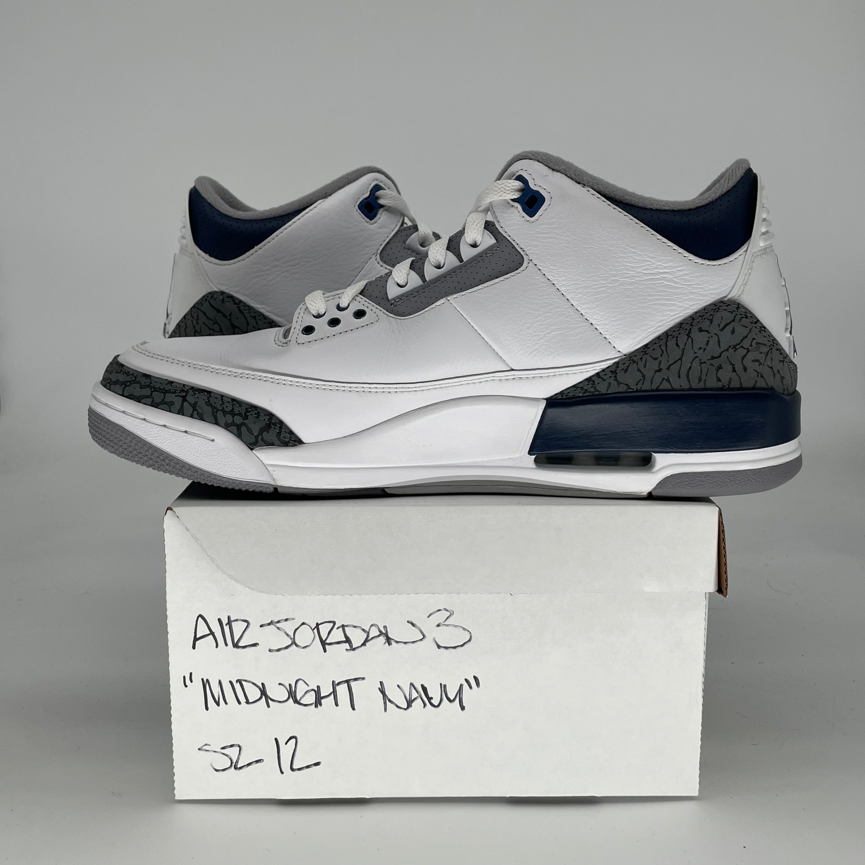 AIR JORDAN 3 MIDNIGHT NAVY CT8532-140 SIZE 12/13.5W