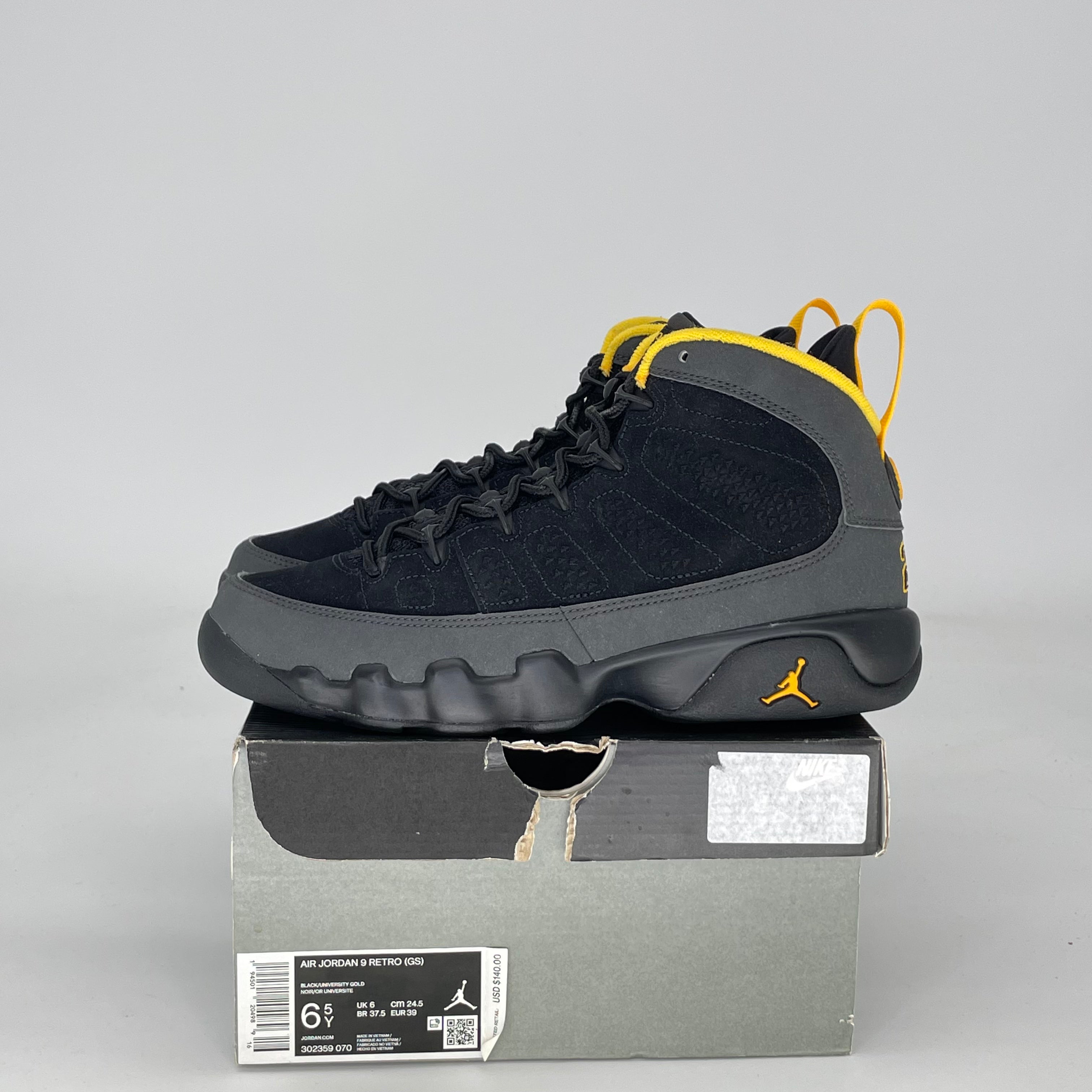 AIR JORDAN 9 DARK CHARCOAL UNIVERSITY GOLD 302359-070 SIZE 6.5/8W GS