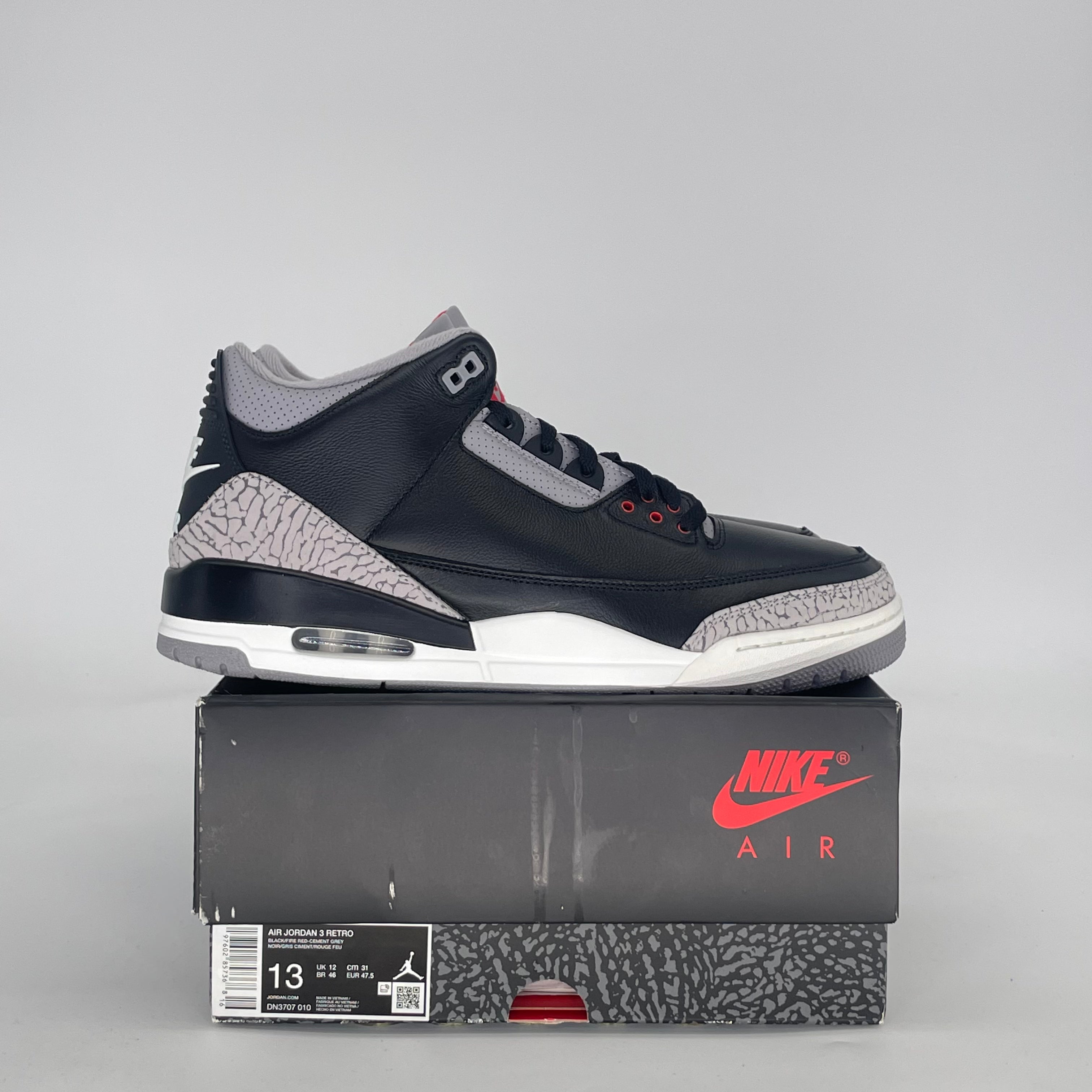 AIR JORDAN 3 BLACK CEMENT (2024) DN3707-010 SIZE 13/14.5W