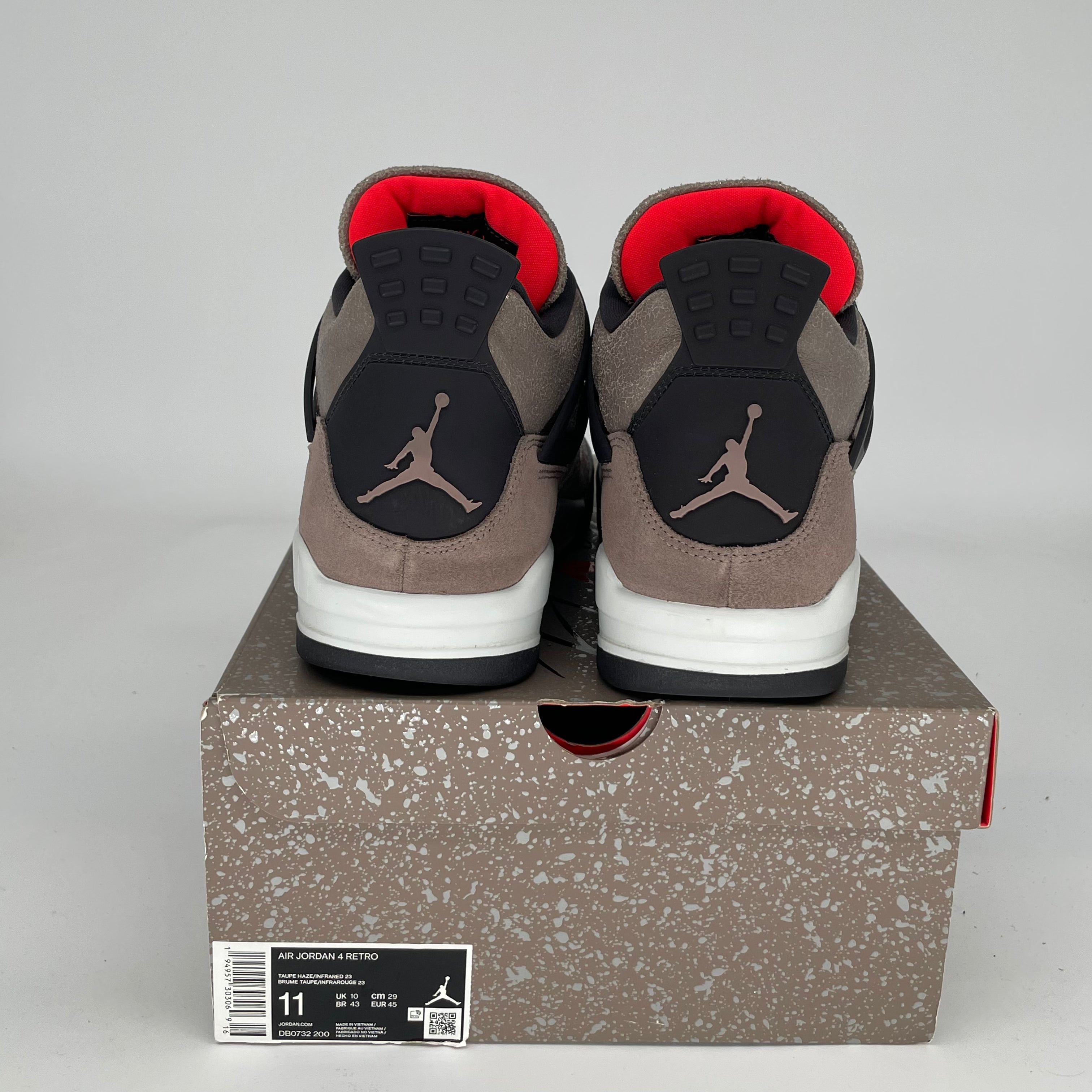 AIR JORDAN 4 TAUPE HAZE SIZE 11 DB0732-200
