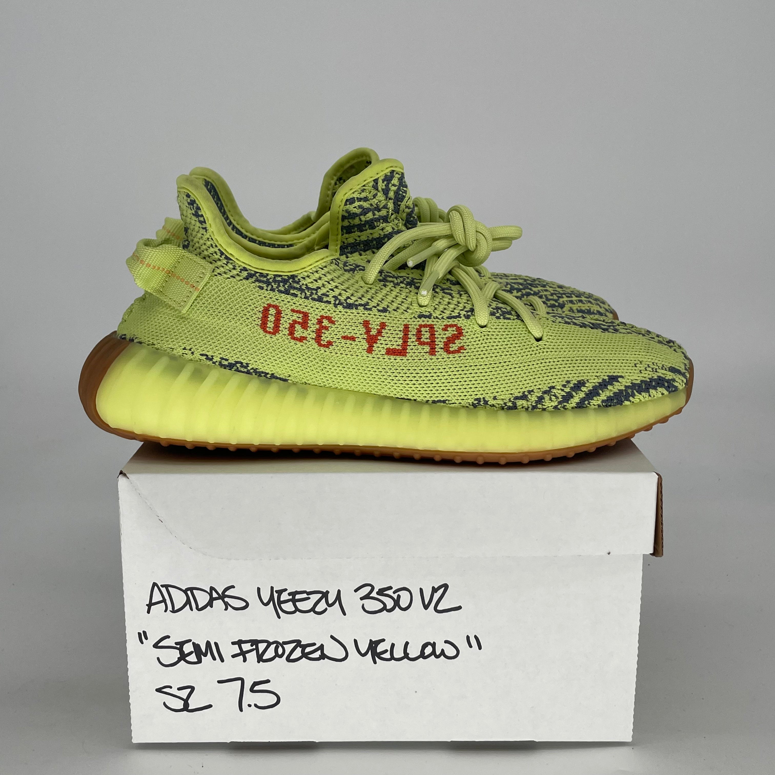 ADIDAS YEEZY 350 V2 SEMI FROZEN YELLOW B37572 SIZE 7.5/9W