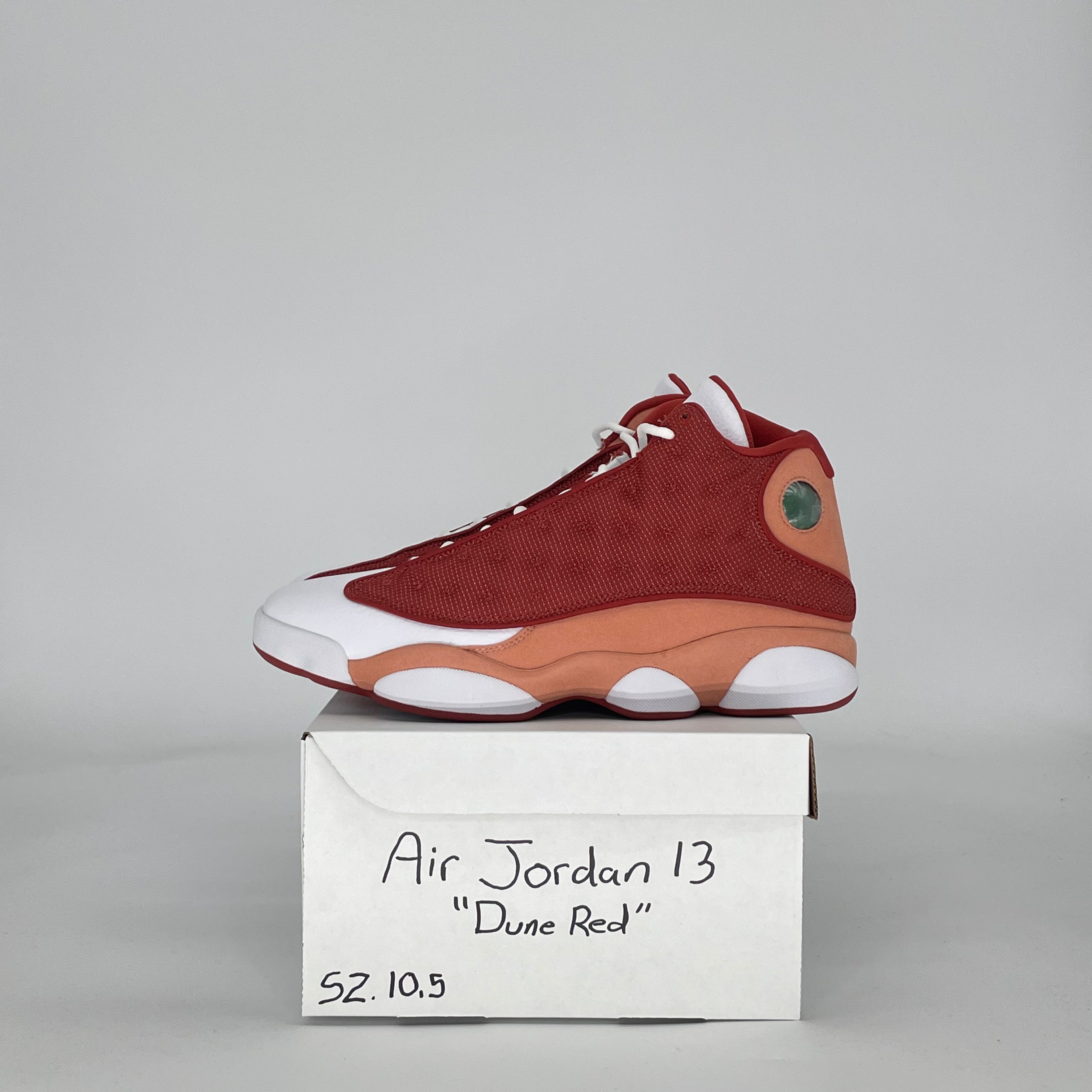 AIR JORDAN 13 DUNE RED DJ5982-601 SIZE 10.5/12W