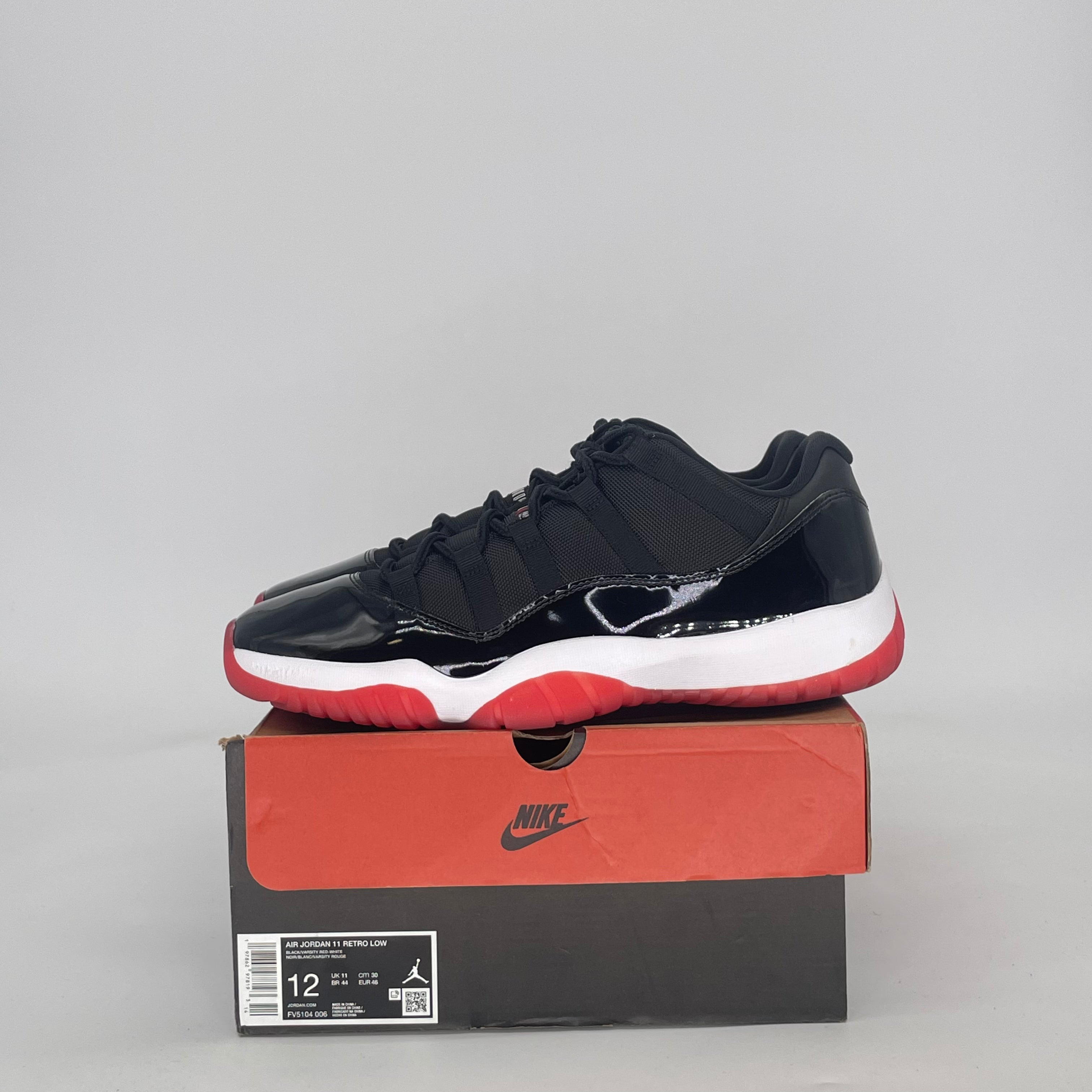 AIR JORDAN 11 LOW BRED FV5104-006 SIZE 12/13.5W