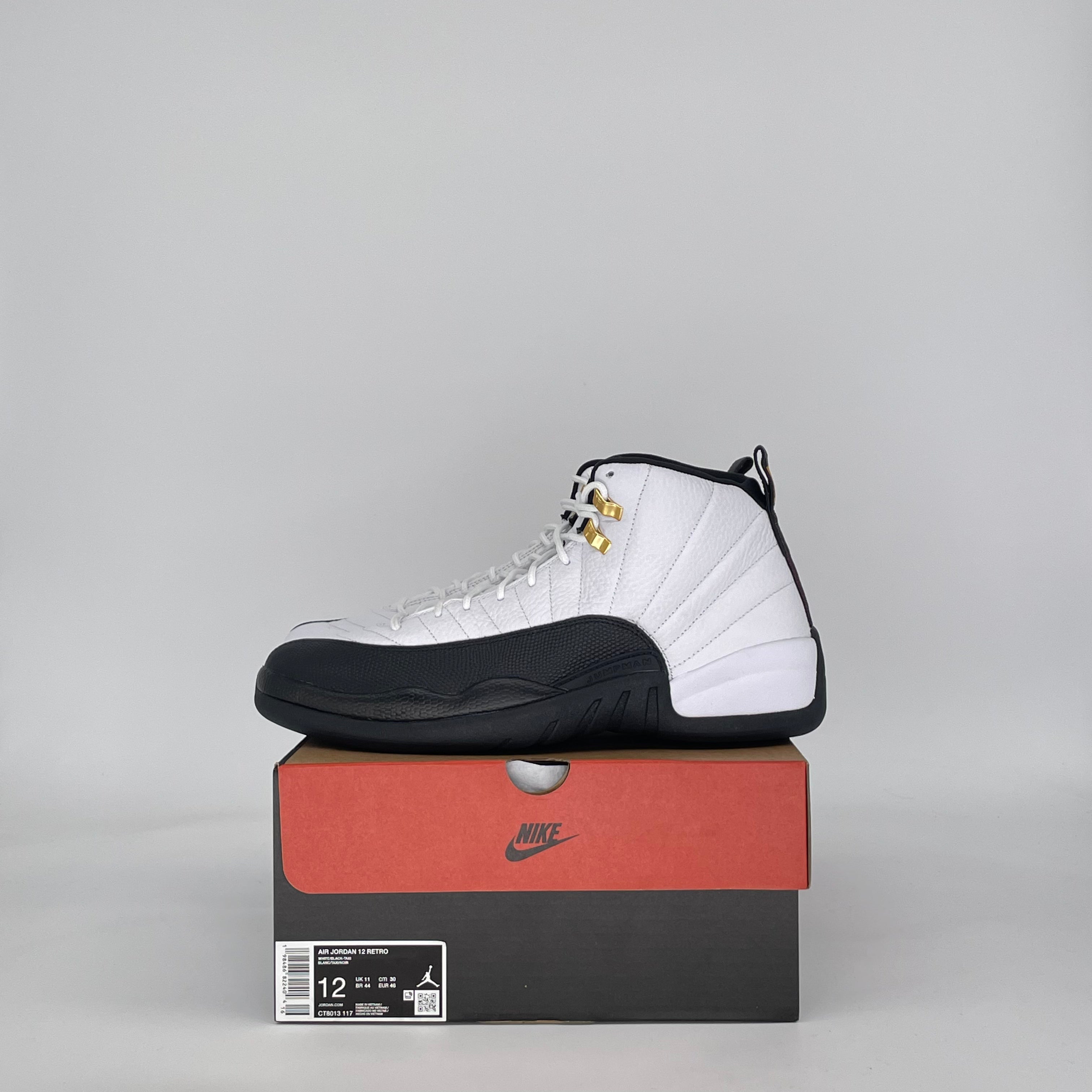 AIR JORDAN 12 TAXI CT8013-117 SIZE 12/13.5W