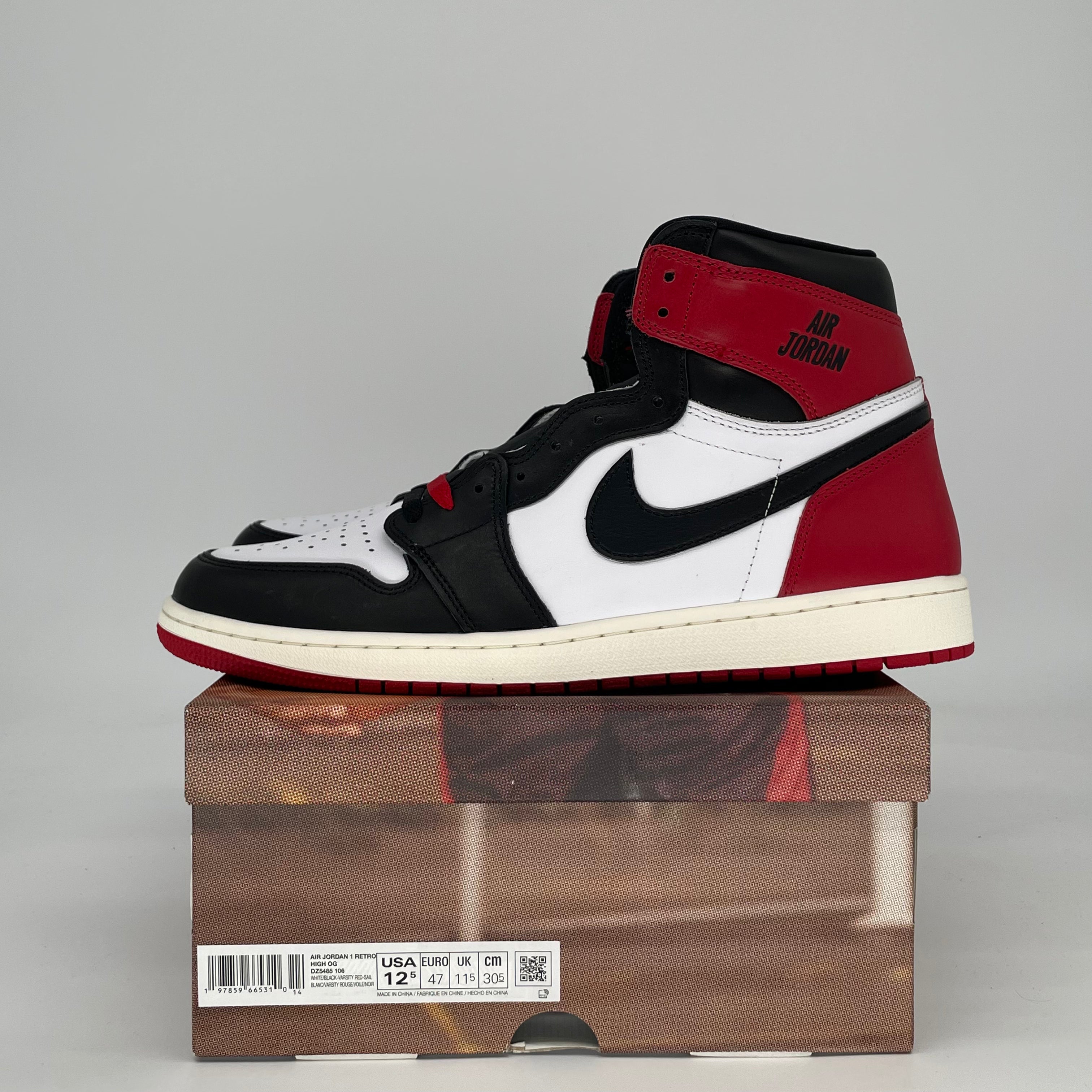 AIR JORDAN 1 BLACK TOE REIMAGINED DZ5485-106 SIZE 12.5/14W