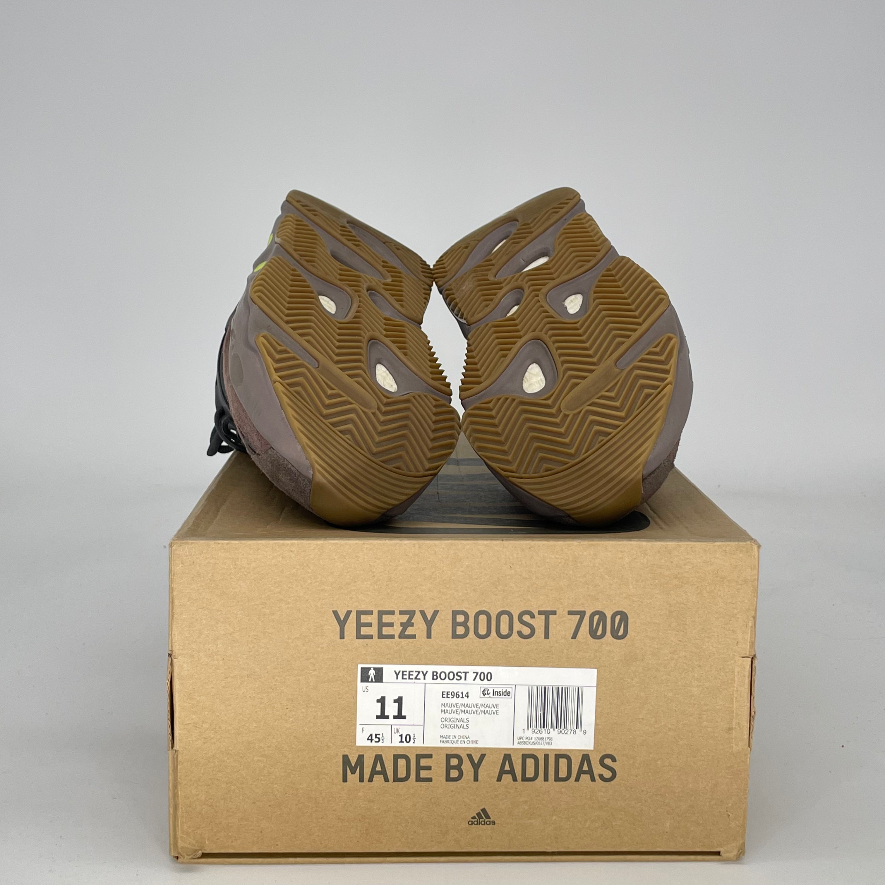 ADIDAS YEEZY 700 MAUVE EE9614 SIZE 11/12.5W