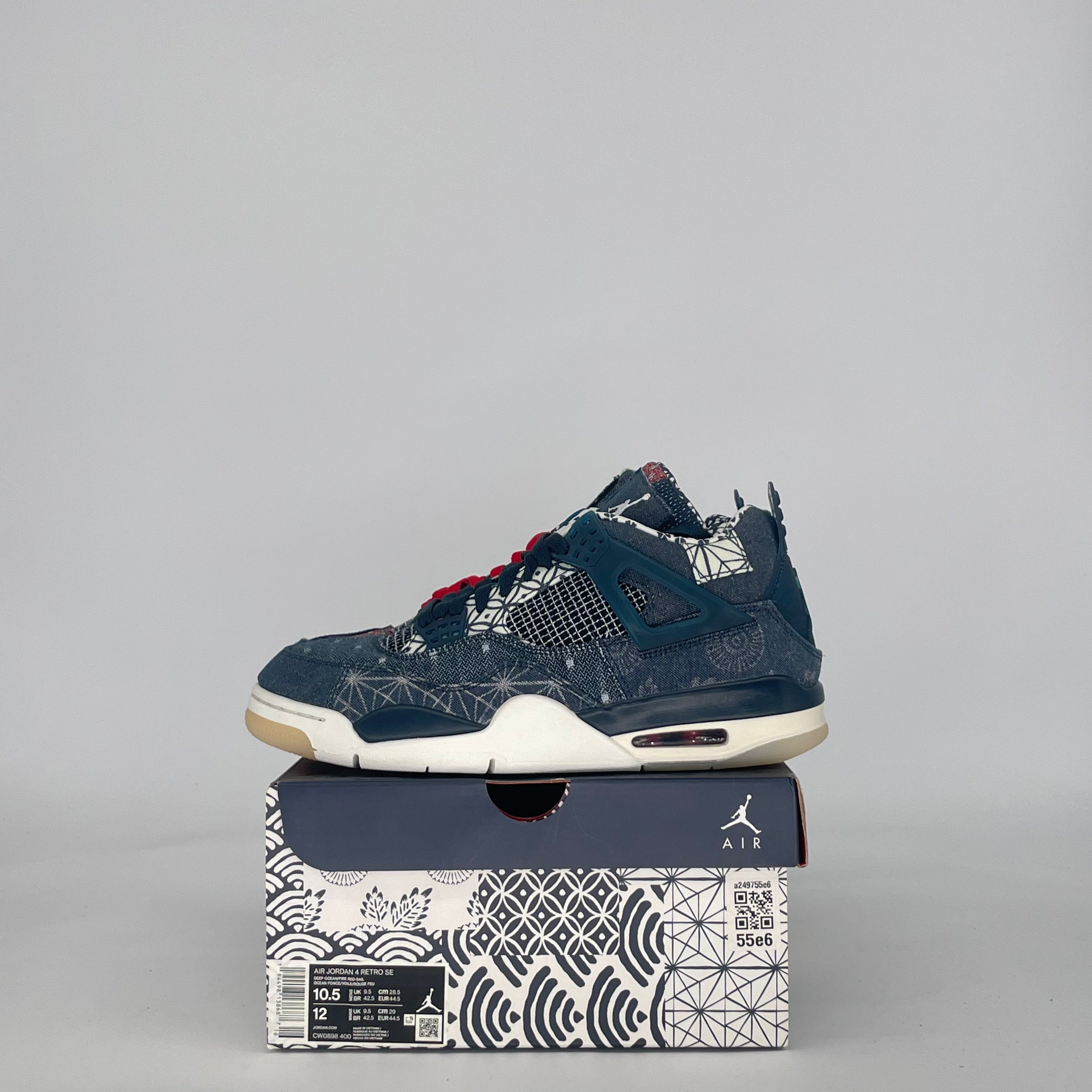 Air Jordan 4 Sashiko CW0898-400 Size 10.5/12W: Unique Collector Sneake