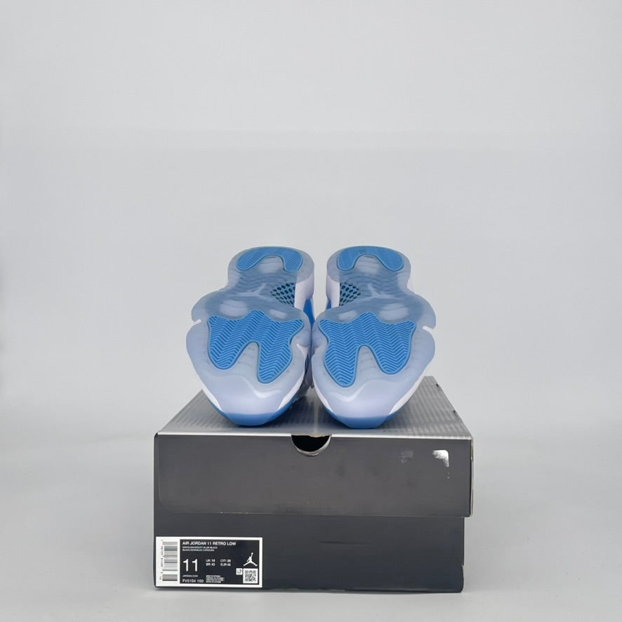 AIR JORDAN 11 LOW UNIVERSITY BLUE FV5104-100 SIZE 11/12.5W