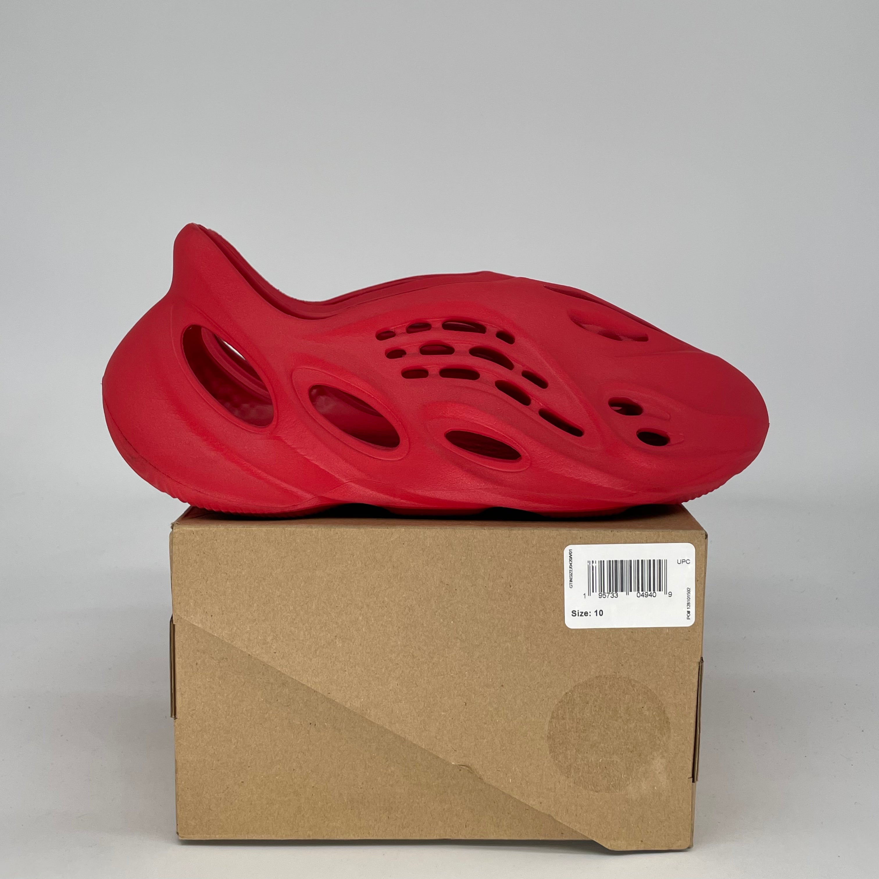 ADIDAS YEEZY FOAM RNNR VERMILLION GW3355 SIZE 10/11.5W