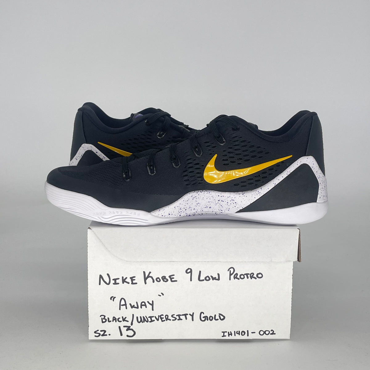 Nike Kobe 9 EM Low Protro TB Black University Gold