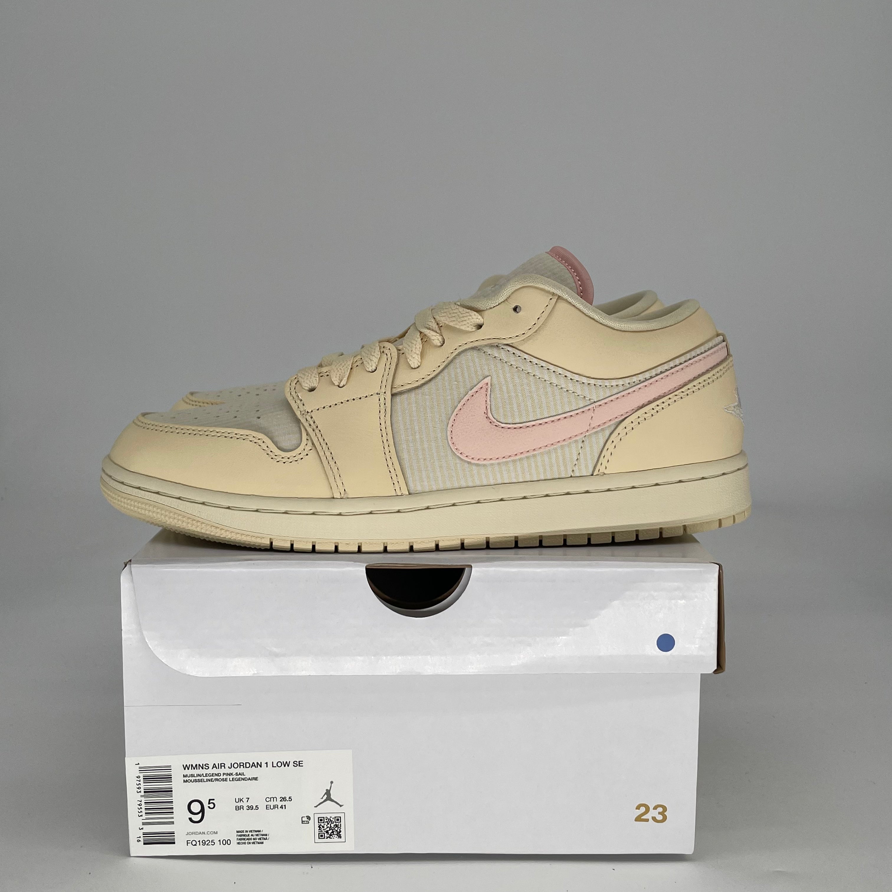 AIR JORDAN 1 LOW SEERSUCKER W FQ1925-100 SIZE 8/9.5W