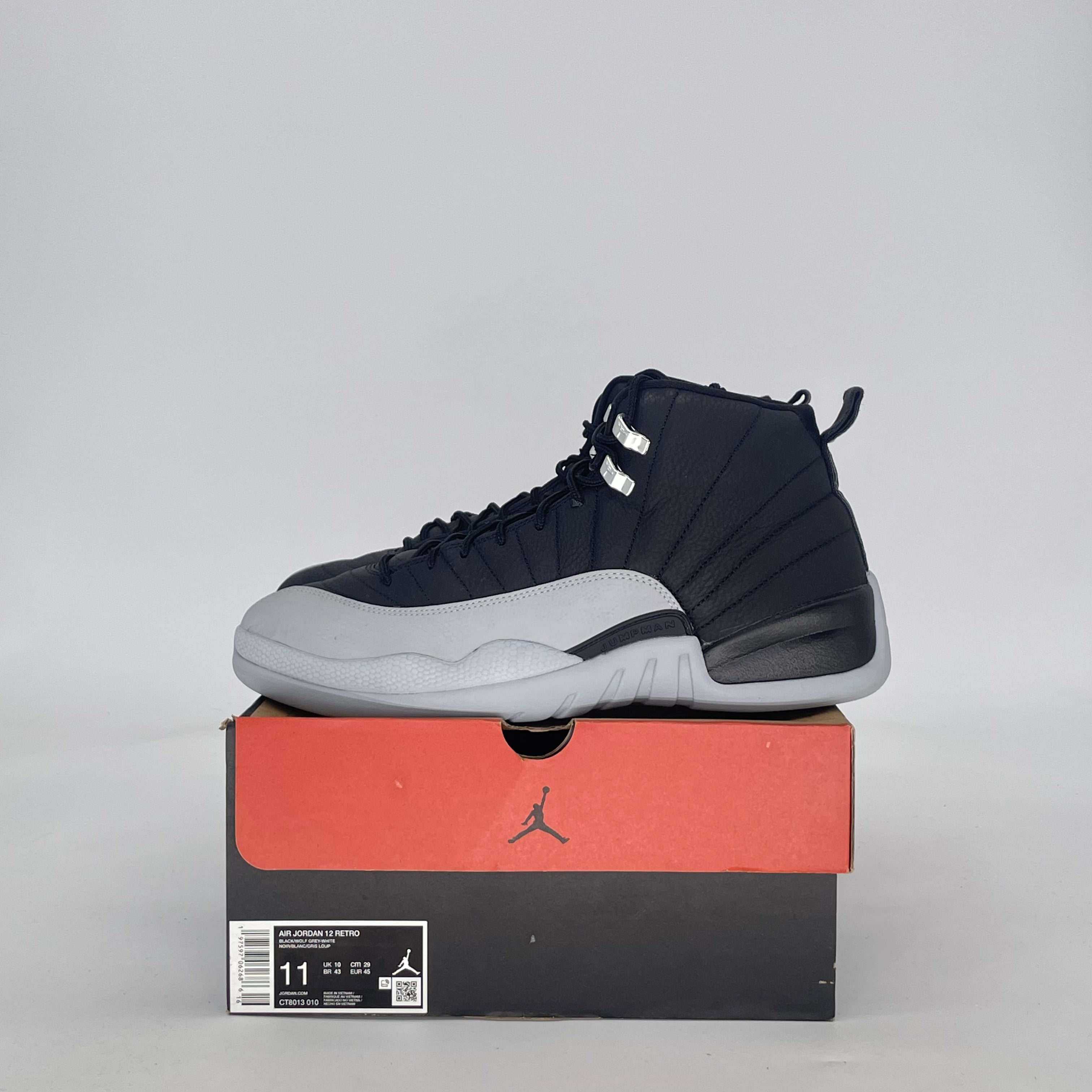 AIR JORDAN 12 BARONS CT8013-010 SIZE 11/12.5W