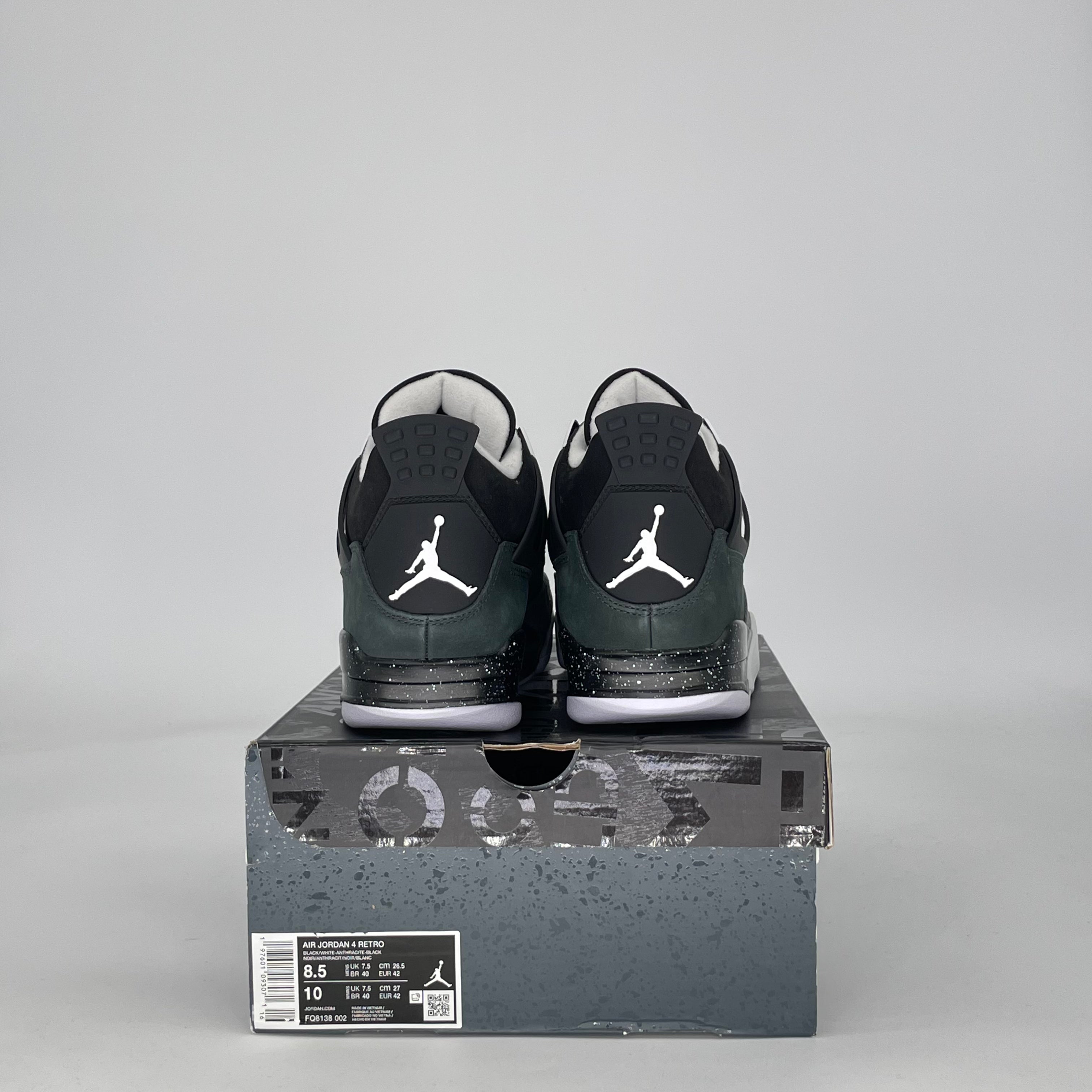 AIR JORDAN 4 FEAR FQ8138-002 SIZE 8.5/10W