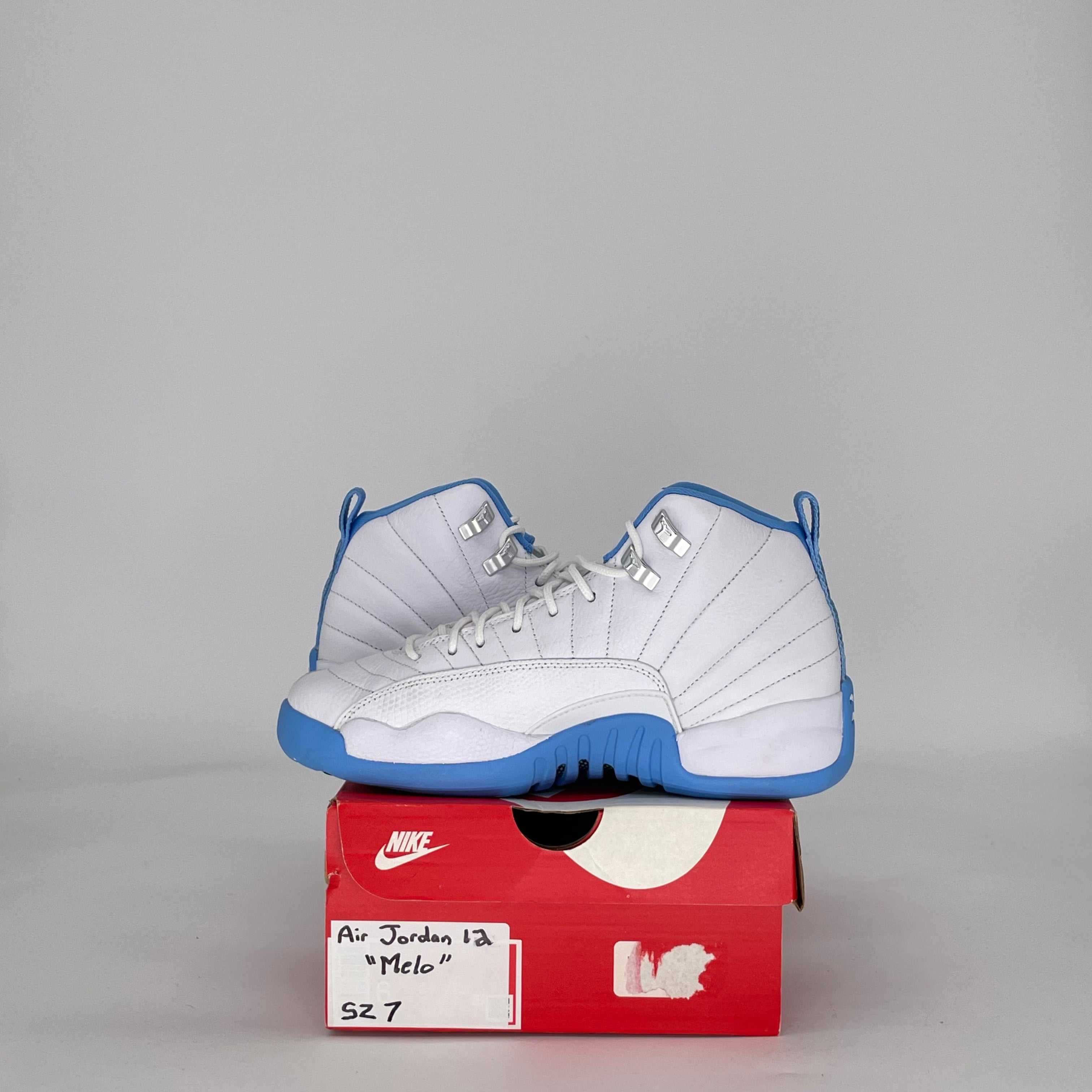 AIR JORDAN 12 MELO 153265-112 SIZE 7/8.5W GS