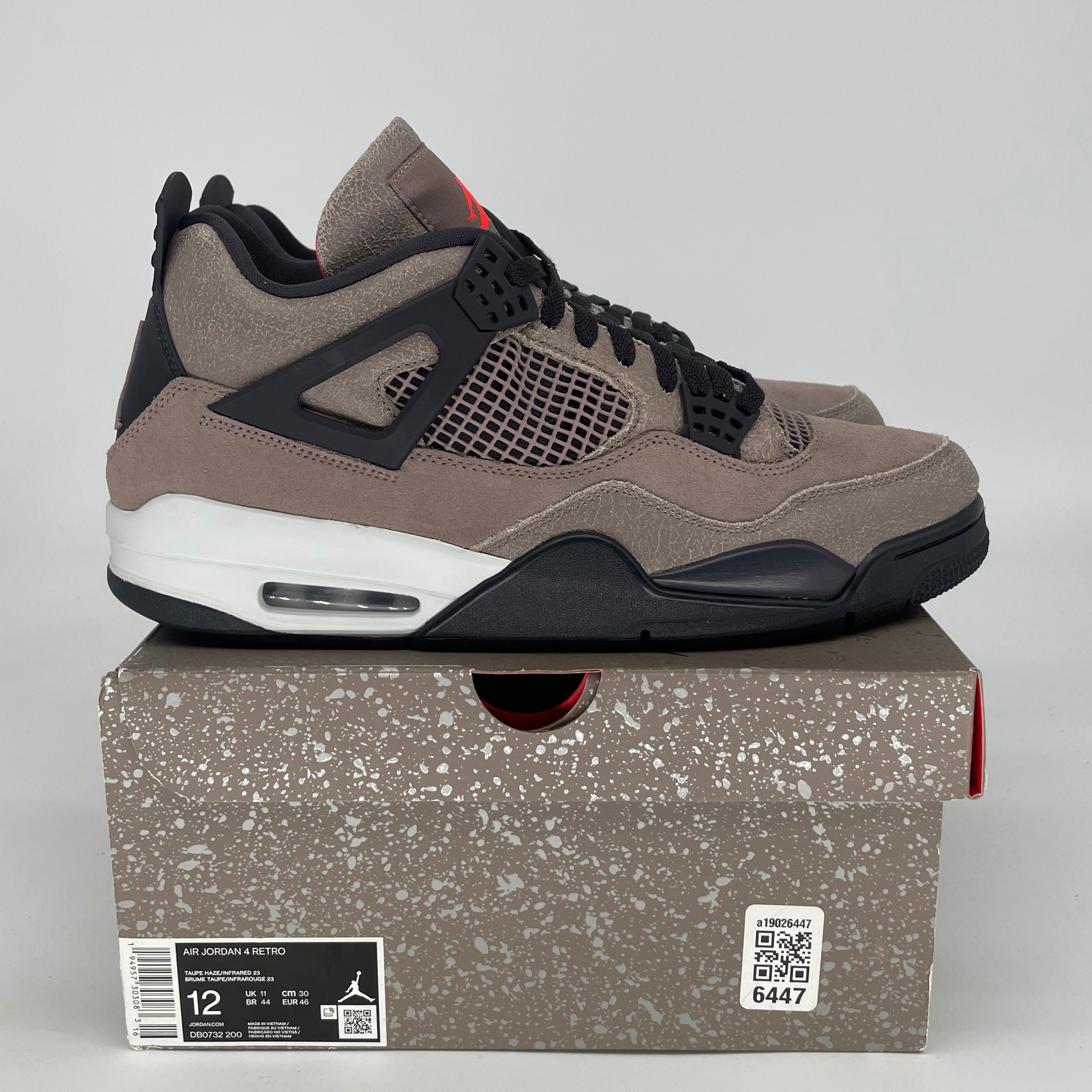 AIR JORDAN 4 TAUPE HAZE DB0732-200 SIZE 12/13.5W