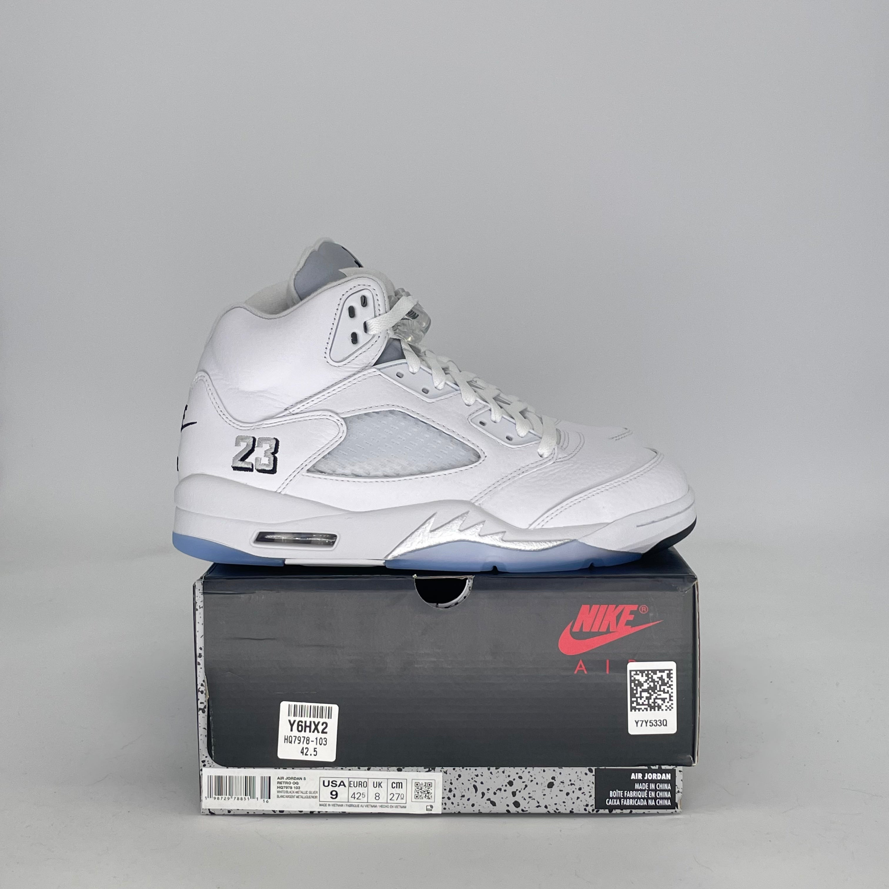 AIR JORDAN 5 WHITE METALLIC HQ7978-103 SIZE 9/10.5W