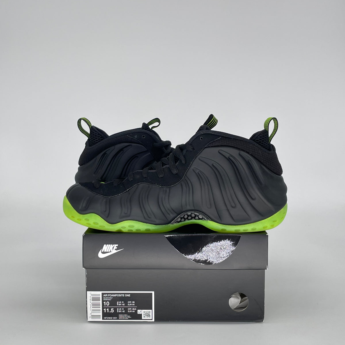 Nike Air Foamposite One Black Volt