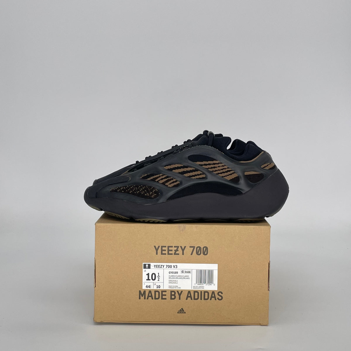adidas Yeezy 700 V3 Clay Brown