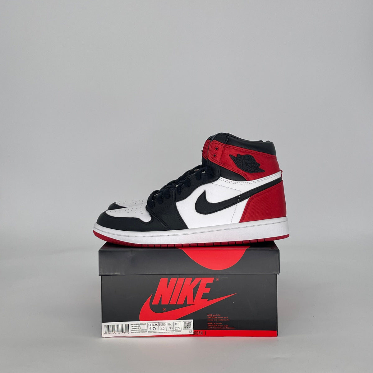 Jordan 1 Retro High Satin Black Toe (Women's)