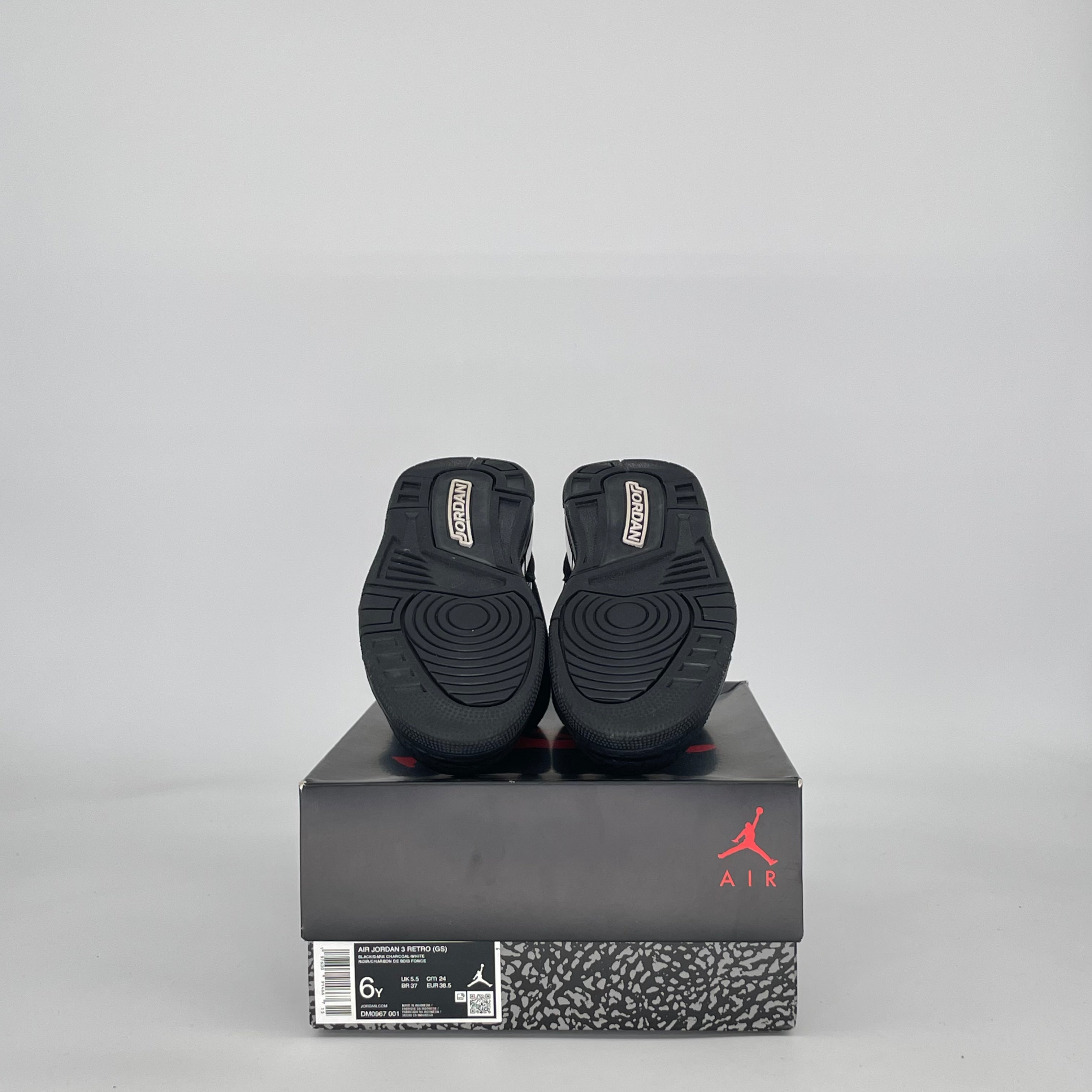 AIR JORDAN 3 BLACK CAT (2025) DM0967-001 SIZE 6/7.5W GS